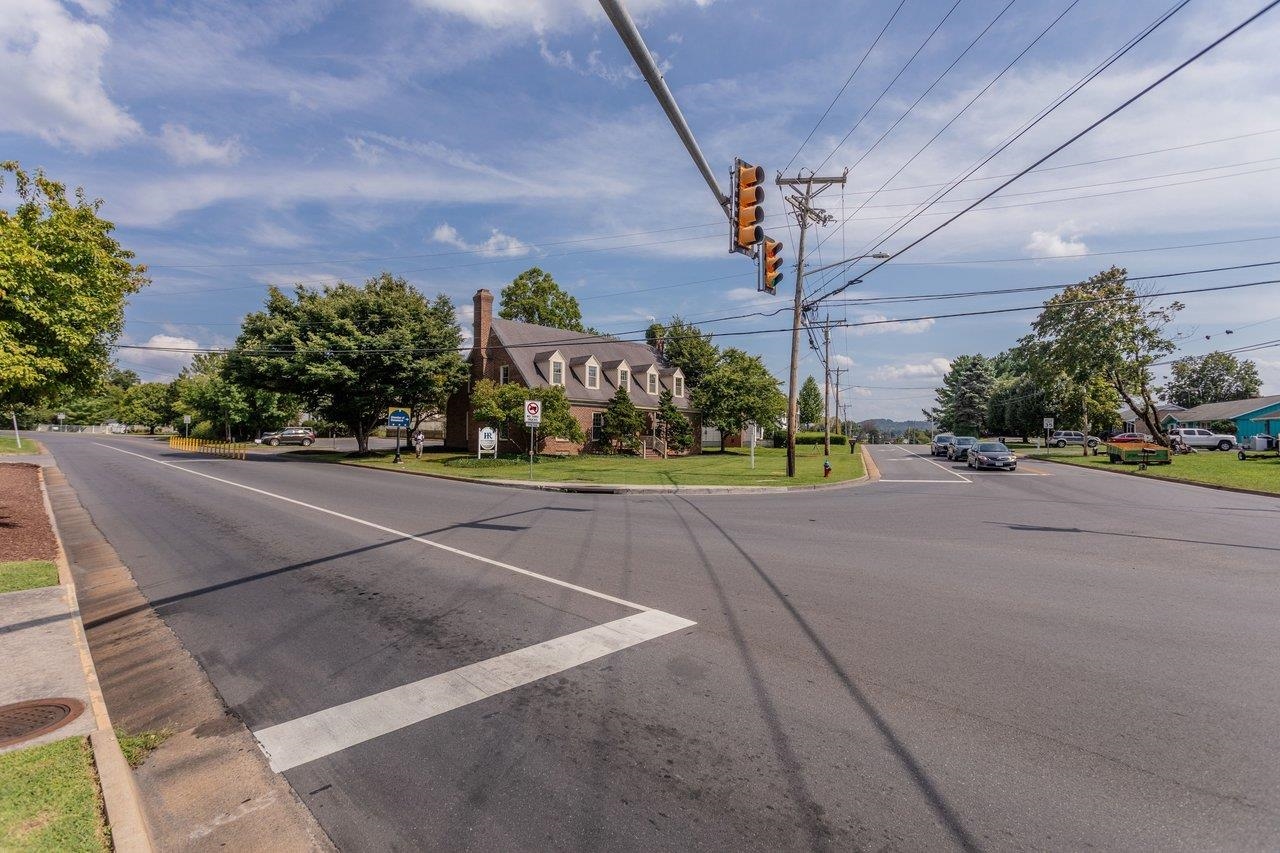 800 COUNTRY CLUB RD, HARRISONBURG, Virginia 22802, ,Commercial,800 COUNTRY CLUB RD,681707 MLS # 681707 800 COUNTRY CLUB RD, HARRISONBURG, Virginia 22802, ,Commercial,800 COUNTRY CLUB RD,681707 MLS # 681707