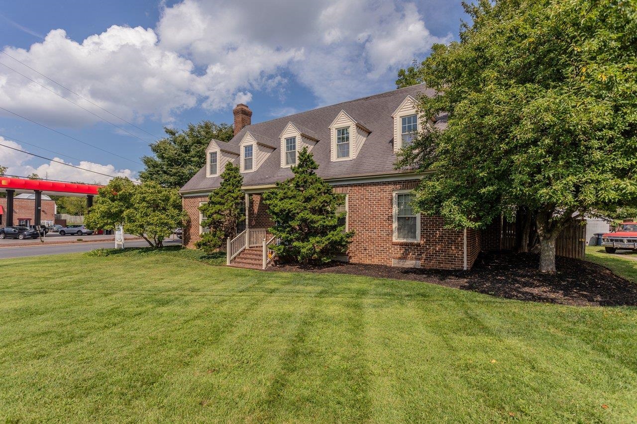800 COUNTRY CLUB RD, HARRISONBURG, Virginia 22802, ,Commercial,800 COUNTRY CLUB RD,681707 MLS # 681707 800 COUNTRY CLUB RD, HARRISONBURG, Virginia 22802, ,Commercial,800 COUNTRY CLUB RD,681707 MLS # 681707