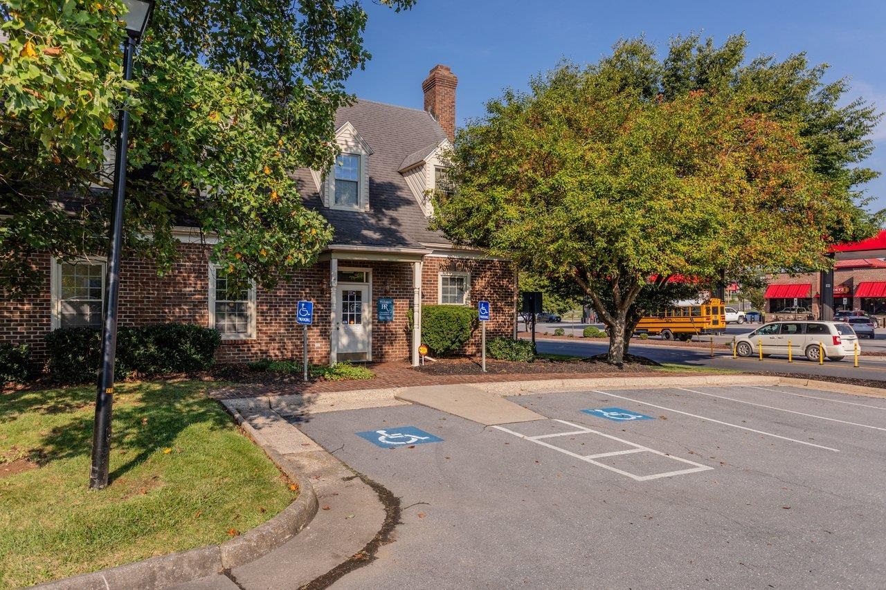 800 COUNTRY CLUB RD, HARRISONBURG, Virginia 22802, ,Commercial,800 COUNTRY CLUB RD,681707 MLS # 681707 800 COUNTRY CLUB RD, HARRISONBURG, Virginia 22802, ,Commercial,800 COUNTRY CLUB RD,681707 MLS # 681707