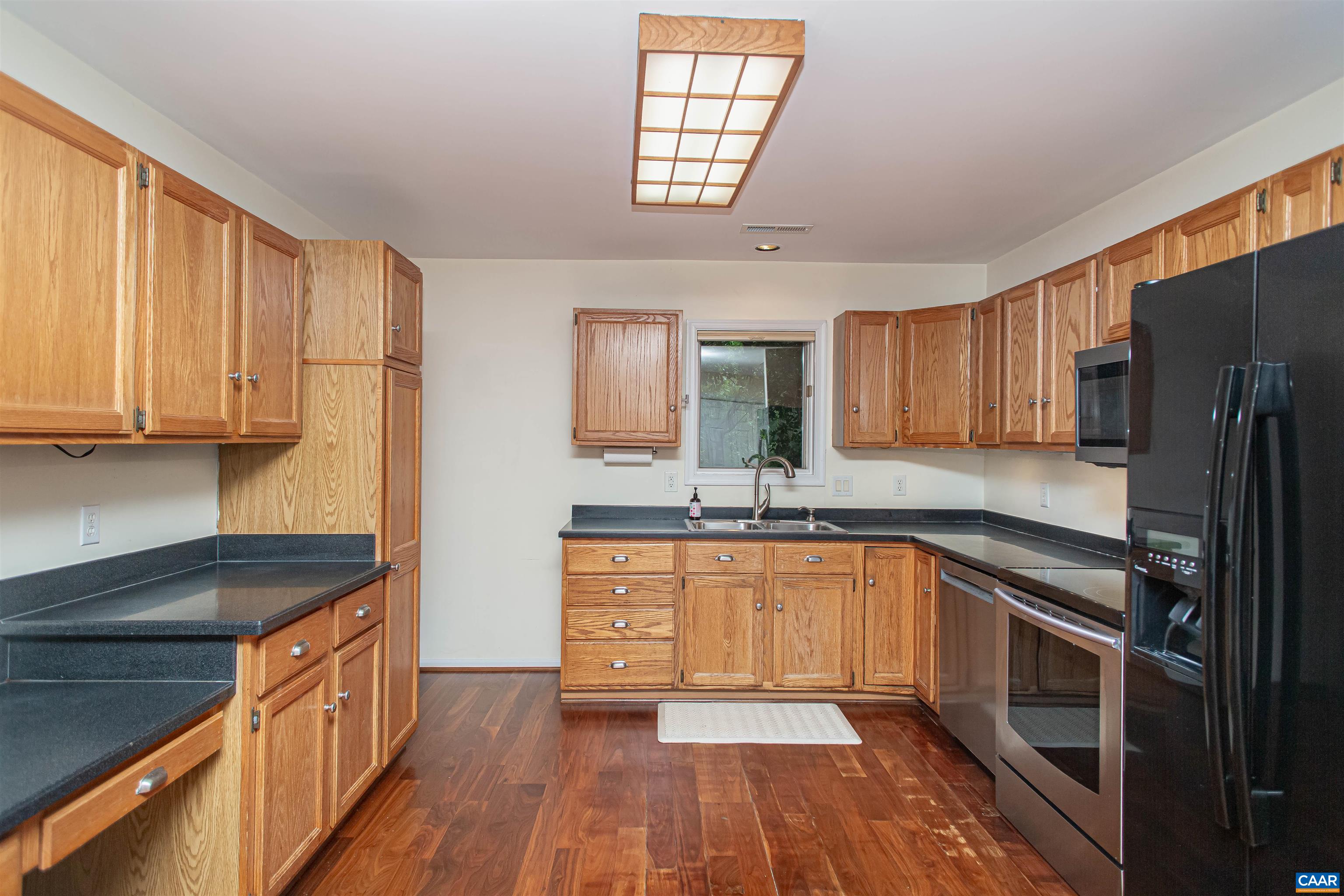 1479 GRAY STONE CT, CHARLOTTESVILLE, Virginia 22903, 4 Bedrooms Bedrooms, ,2 BathroomsBathrooms,Residential,1479 GRAY STONE CT,681543 MLS # 681543
