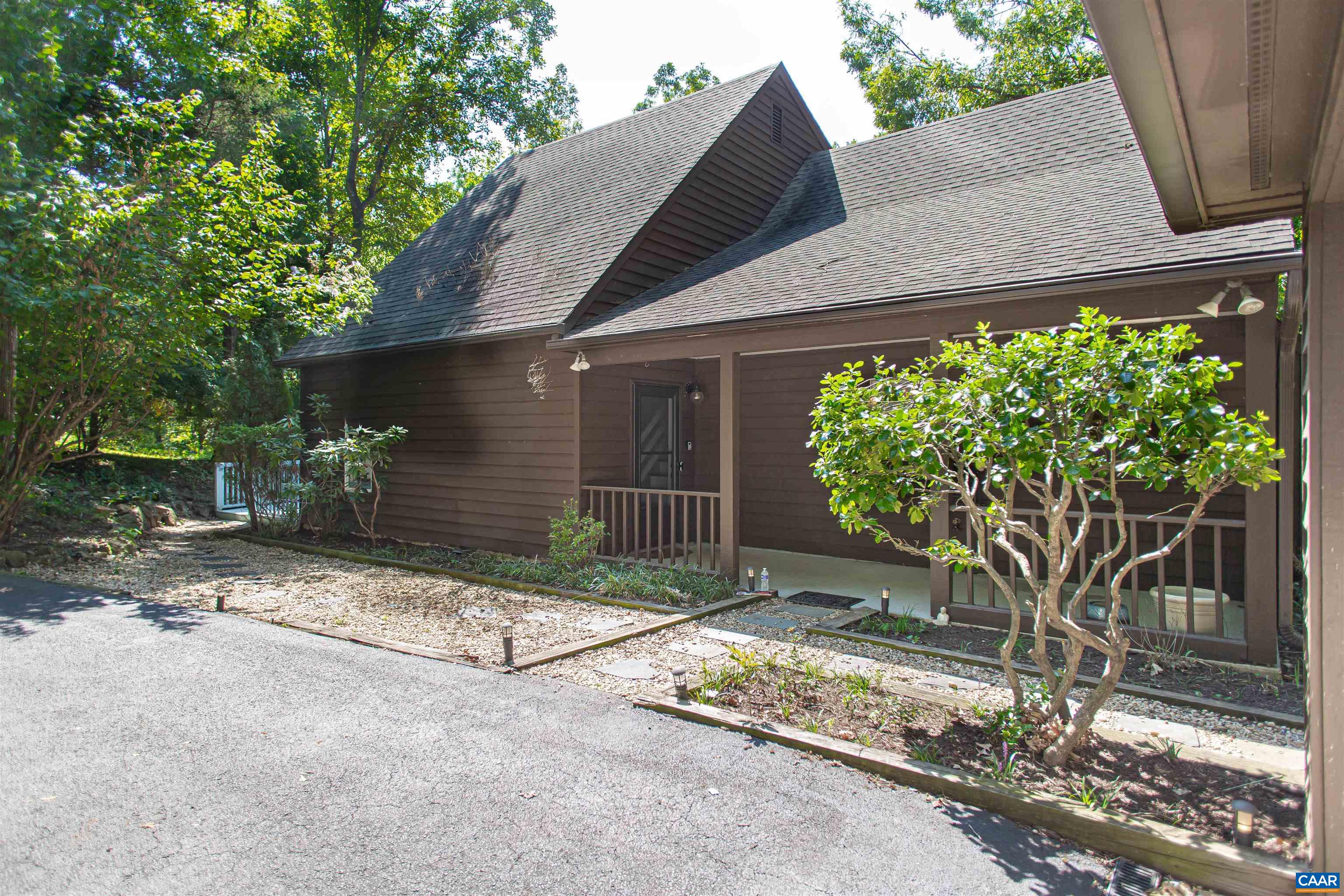 1479 GRAY STONE CT, CHARLOTTESVILLE, Virginia 22903, 4 Bedrooms Bedrooms, ,2 BathroomsBathrooms,Residential,1479 GRAY STONE CT,681543 MLS # 681543