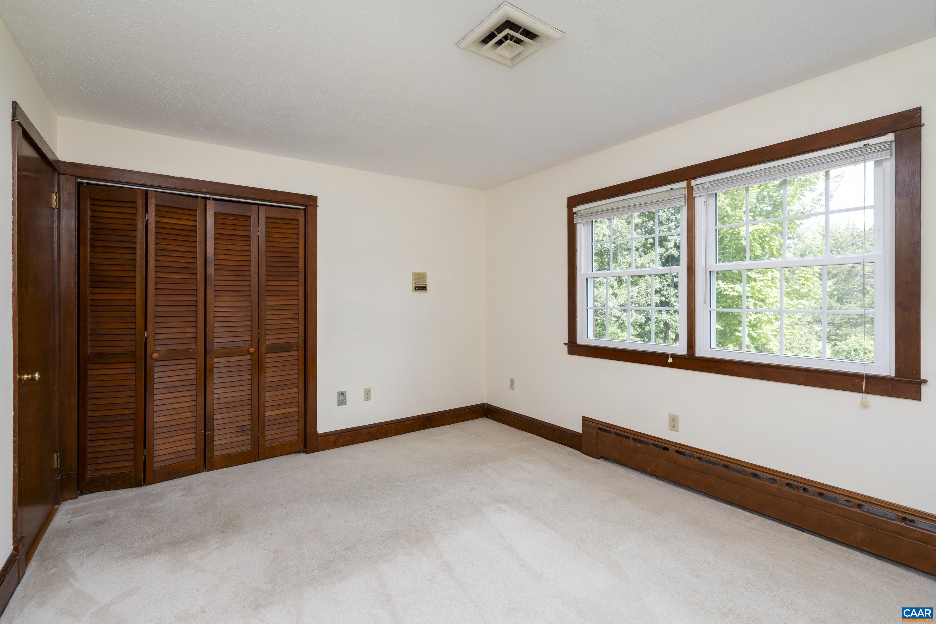 4015 FOX MOUNTAIN RD, ELKTON, Virginia 22827, 4 Bedrooms Bedrooms, ,2 BathroomsBathrooms,Residential,4015 FOX MOUNTAIN RD,681626 MLS # 681626