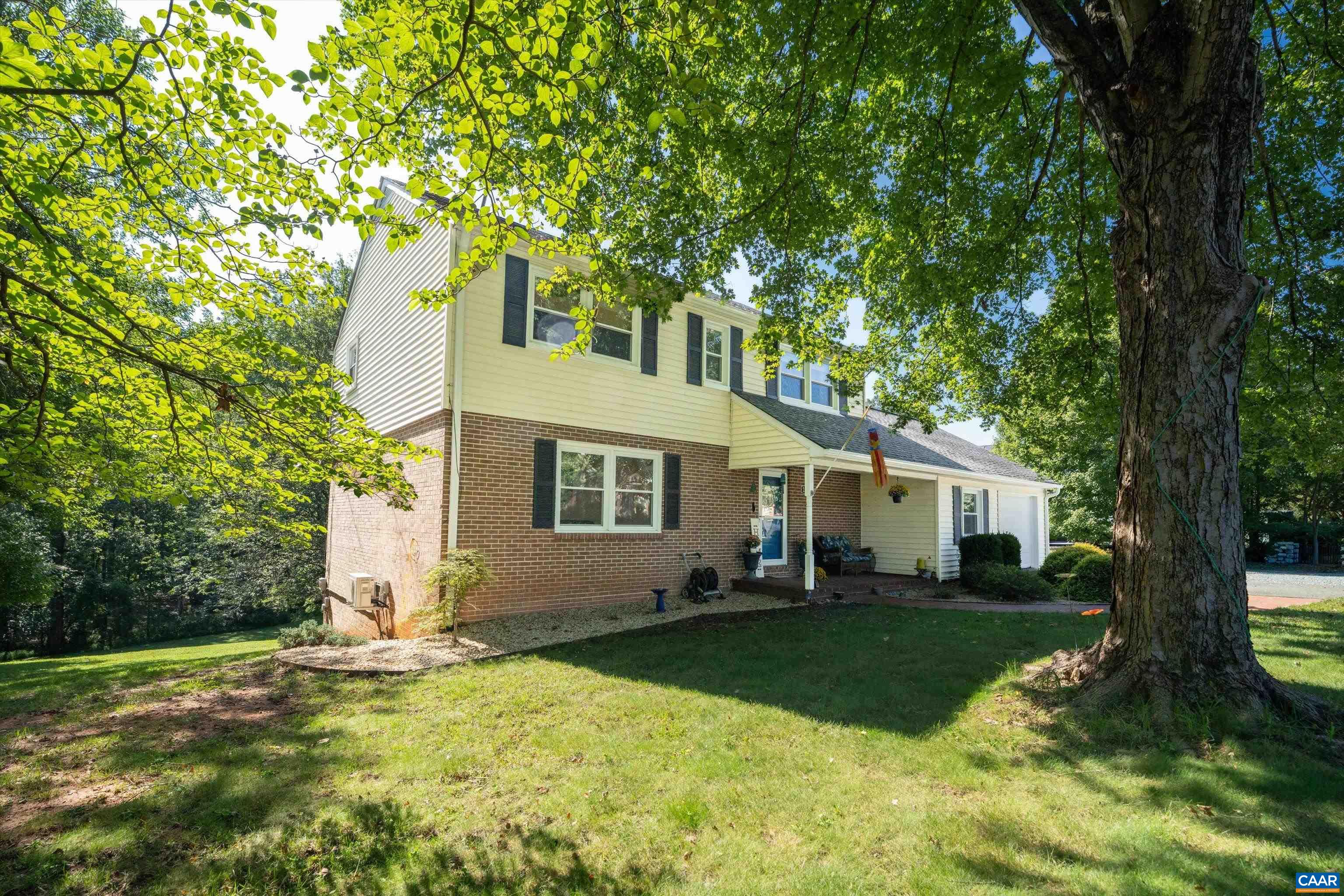 2606 HUNTINGTON RD, CHARLOTTESVILLE, Virginia 22901, 5 Bedrooms Bedrooms, ,3 BathroomsBathrooms,Residential,2606 HUNTINGTON RD,681661 MLS # 681661
