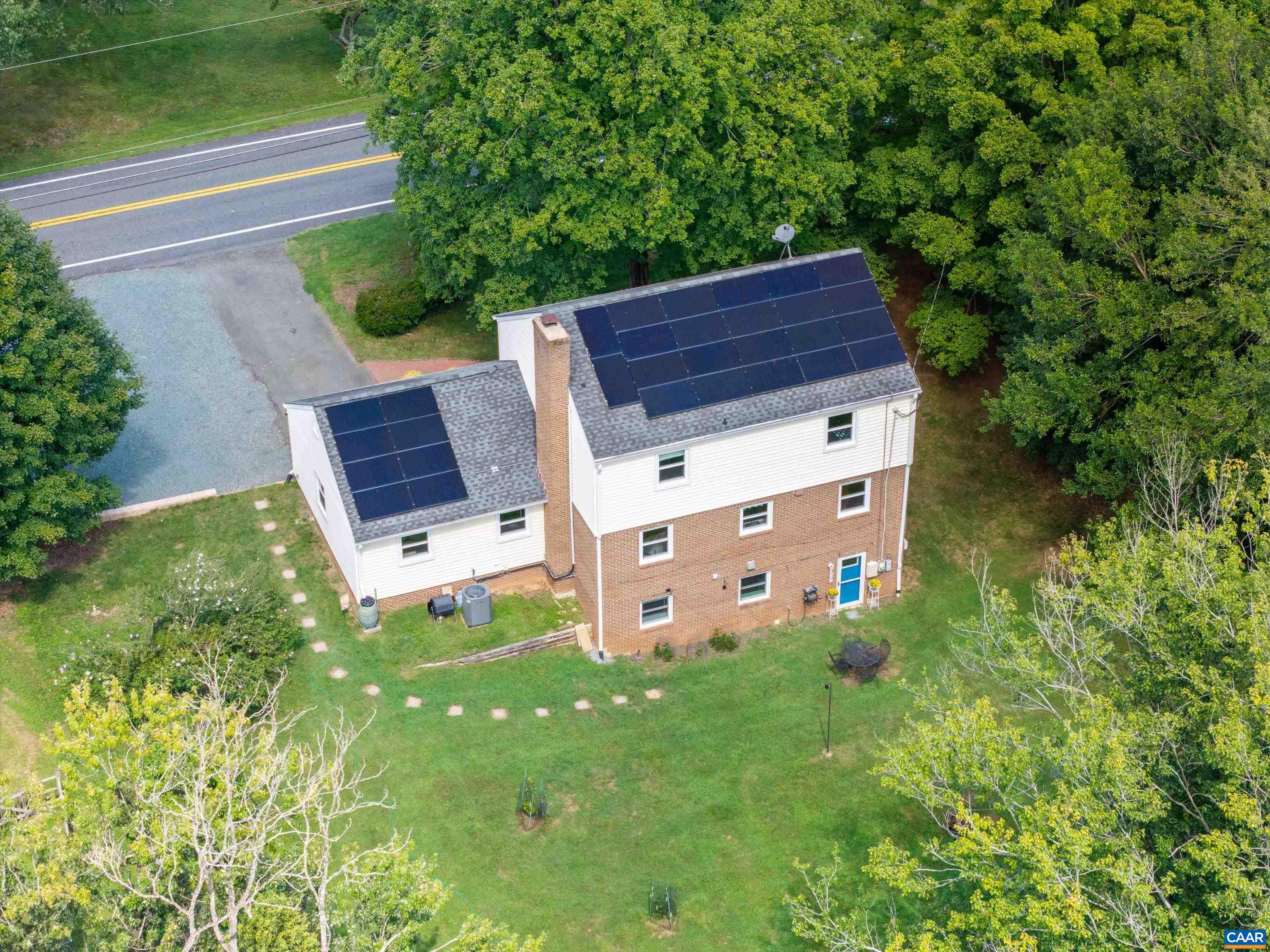 2606 HUNTINGTON RD, CHARLOTTESVILLE, Virginia 22901, 5 Bedrooms Bedrooms, ,3 BathroomsBathrooms,Residential,2606 HUNTINGTON RD,681661 MLS # 681661