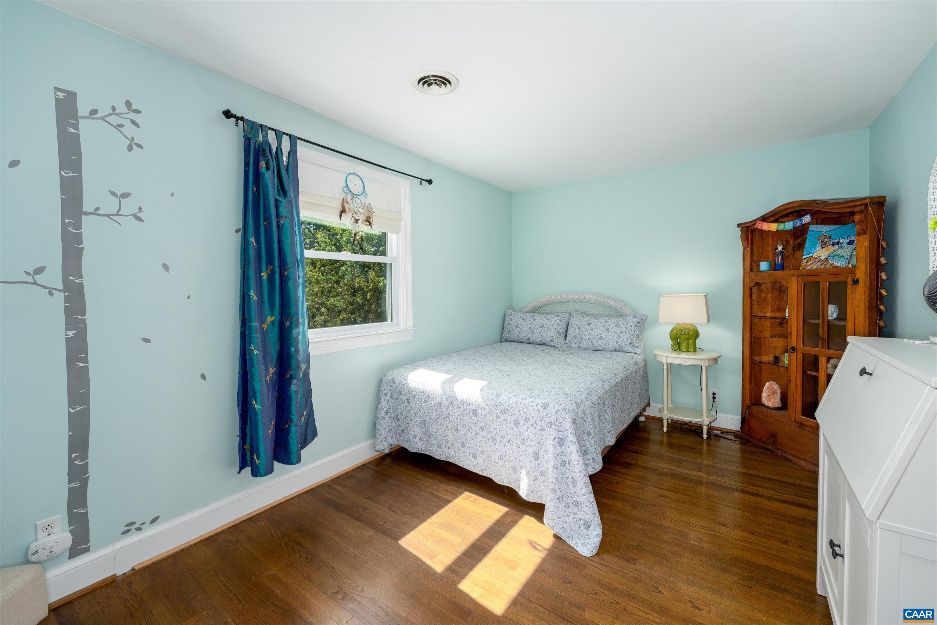 2606 HUNTINGTON RD, CHARLOTTESVILLE, Virginia 22901, 5 Bedrooms Bedrooms, ,3 BathroomsBathrooms,Residential,2606 HUNTINGTON RD,681661 MLS # 681661