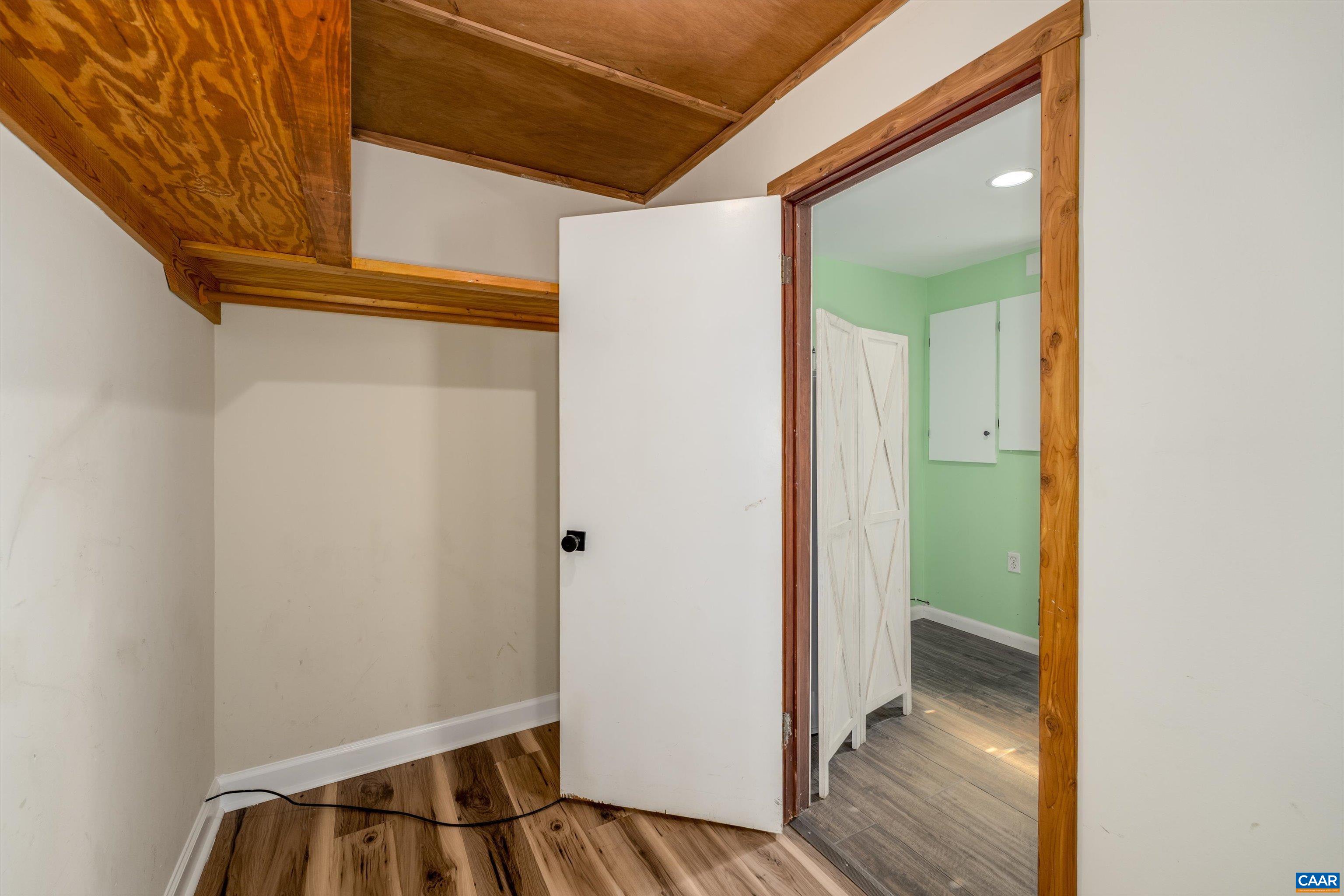 2606 HUNTINGTON RD, CHARLOTTESVILLE, Virginia 22901, 5 Bedrooms Bedrooms, ,3 BathroomsBathrooms,Residential,2606 HUNTINGTON RD,681661 MLS # 681661