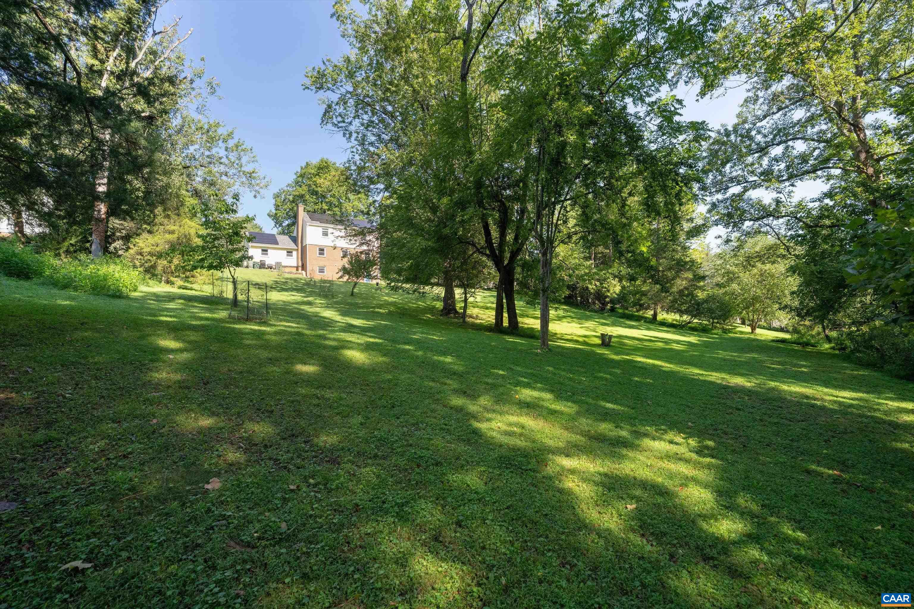 2606 HUNTINGTON RD, CHARLOTTESVILLE, Virginia 22901, 5 Bedrooms Bedrooms, ,3 BathroomsBathrooms,Residential,2606 HUNTINGTON RD,681661 MLS # 681661