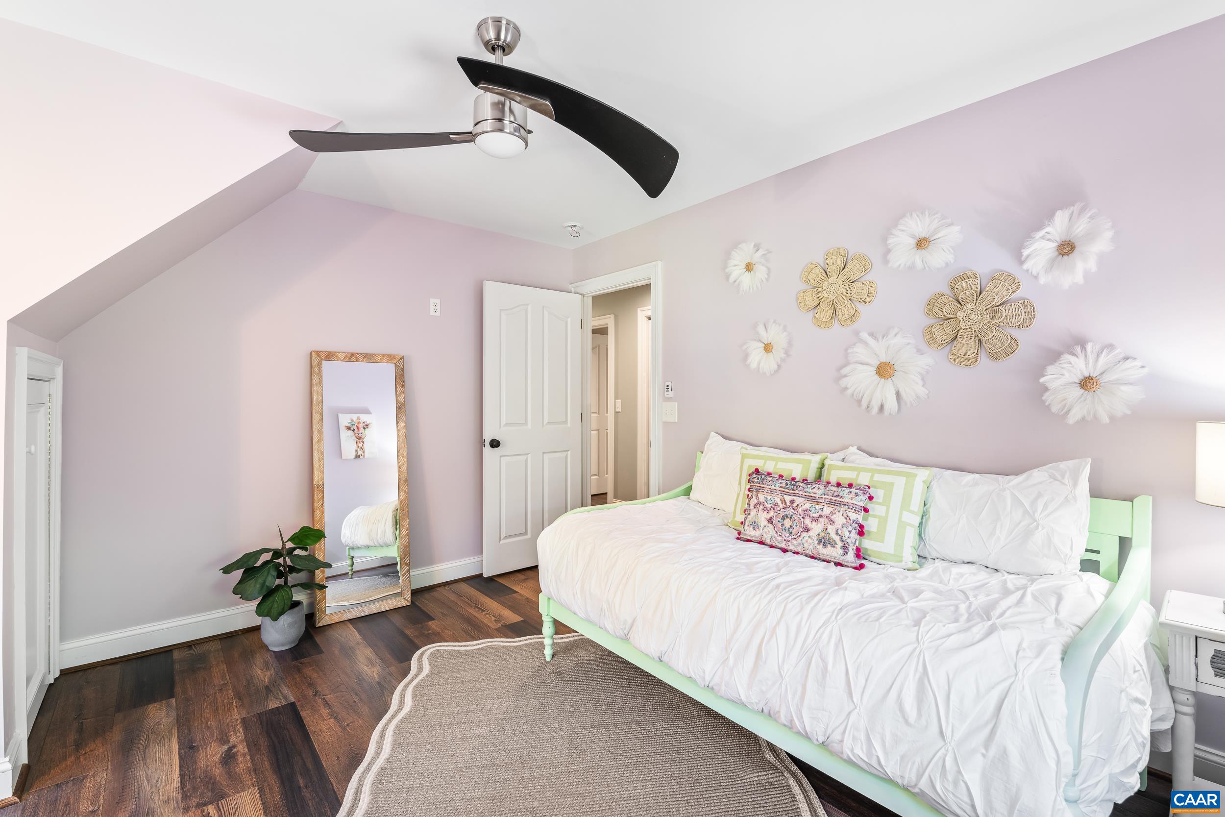 2725 THOMAS JEFFERSON PKWY, CHARLOTTESVILLE, Virginia 22902, 3 Bedrooms Bedrooms, ,1 BathroomBathrooms,Residential,2725 THOMAS JEFFERSON PKWY,681311 MLS # 681311 2725 THOMAS JEFFERSON PKWY, CHARLOTTESVILLE, Virginia 22902, 3 Bedrooms Bedrooms, ,1 BathroomBathrooms,Residential,2725 THOMAS JEFFERSON PKWY,681311 MLS # 681311
