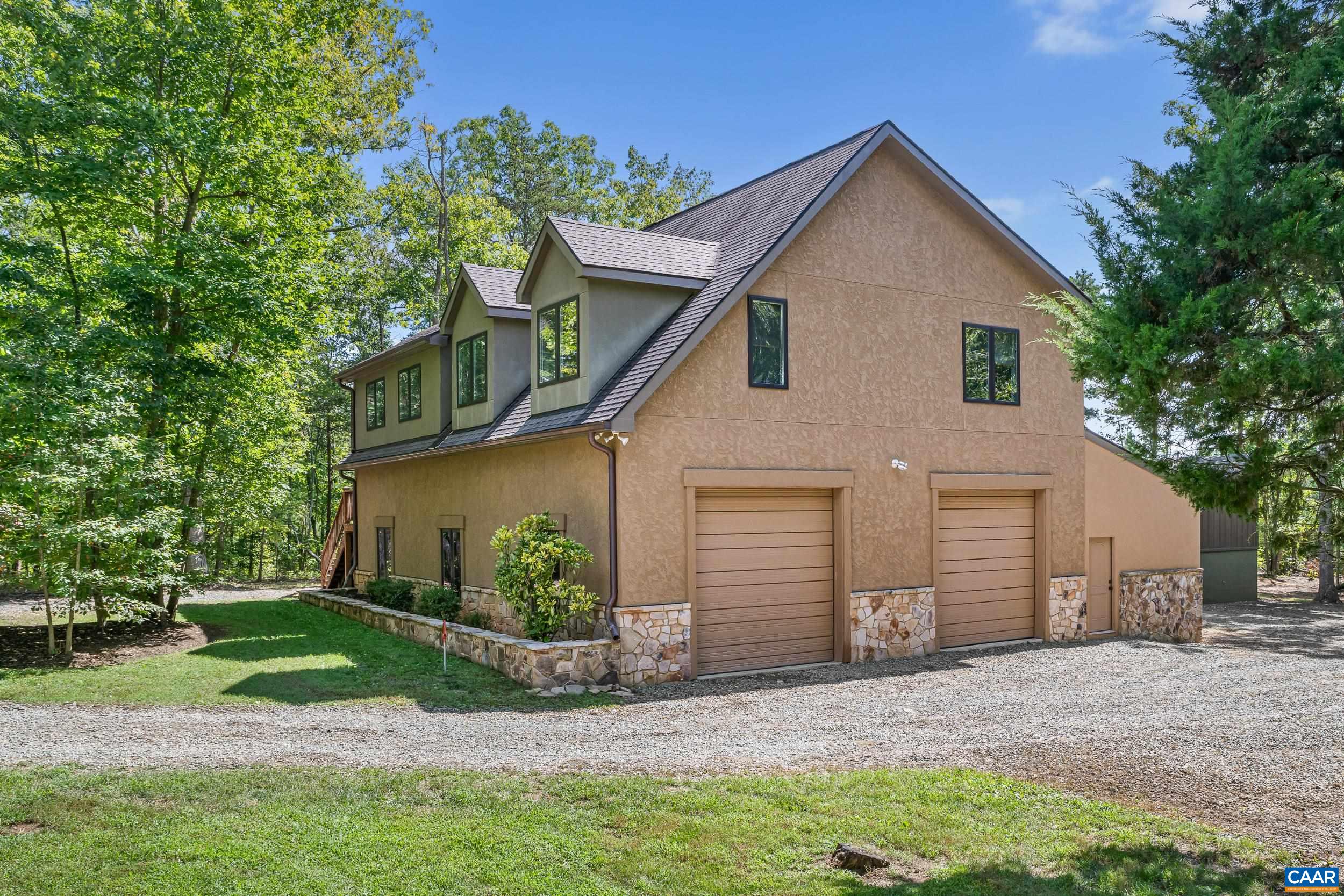 2725 THOMAS JEFFERSON PKWY, CHARLOTTESVILLE, Virginia 22902, 3 Bedrooms Bedrooms, ,1 BathroomBathrooms,Residential,2725 THOMAS JEFFERSON PKWY,681311 MLS # 681311 2725 THOMAS JEFFERSON PKWY, CHARLOTTESVILLE, Virginia 22902, 3 Bedrooms Bedrooms, ,1 BathroomBathrooms,Residential,2725 THOMAS JEFFERSON PKWY,681311 MLS # 681311