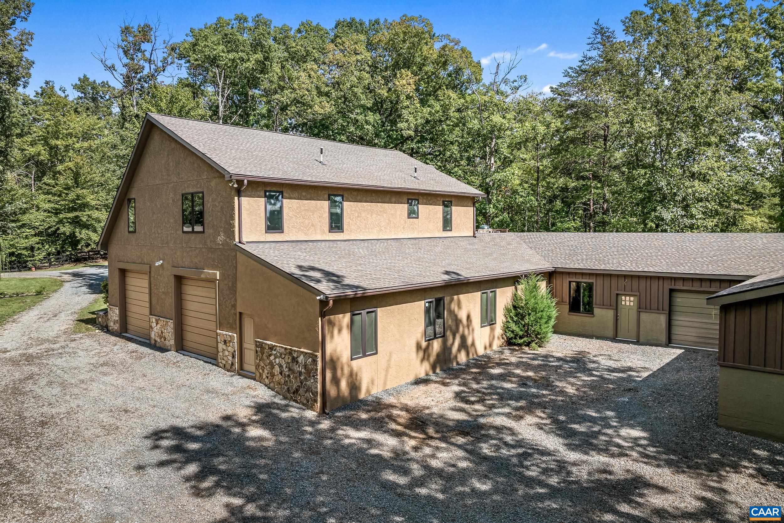 2725 THOMAS JEFFERSON PKWY, CHARLOTTESVILLE, Virginia 22902, 3 Bedrooms Bedrooms, ,1 BathroomBathrooms,Residential,2725 THOMAS JEFFERSON PKWY,681311 MLS # 681311 2725 THOMAS JEFFERSON PKWY, CHARLOTTESVILLE, Virginia 22902, 3 Bedrooms Bedrooms, ,1 BathroomBathrooms,Residential,2725 THOMAS JEFFERSON PKWY,681311 MLS # 681311