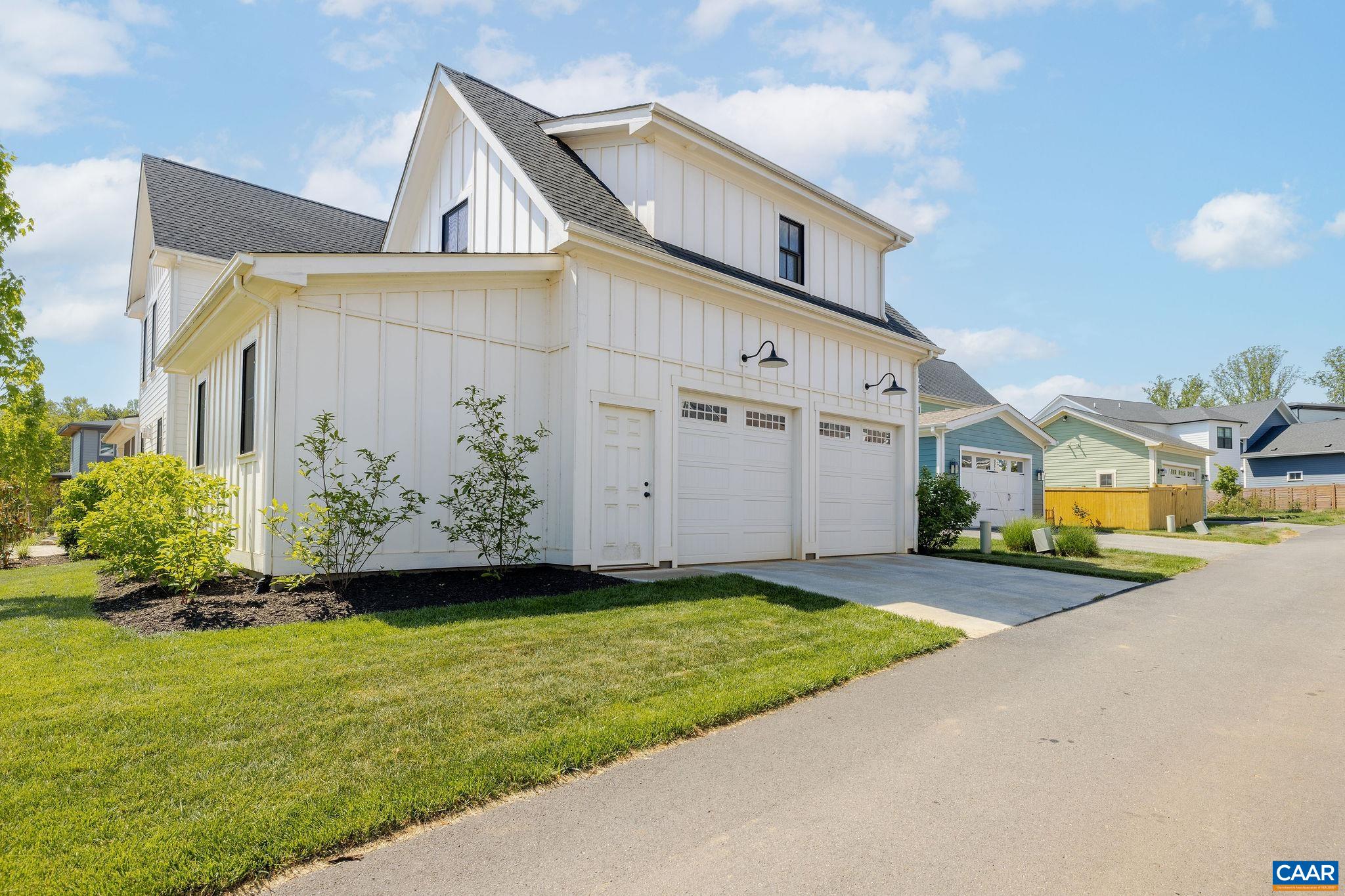 For guests, office or rental opportunity For guests, office or rental opportunity