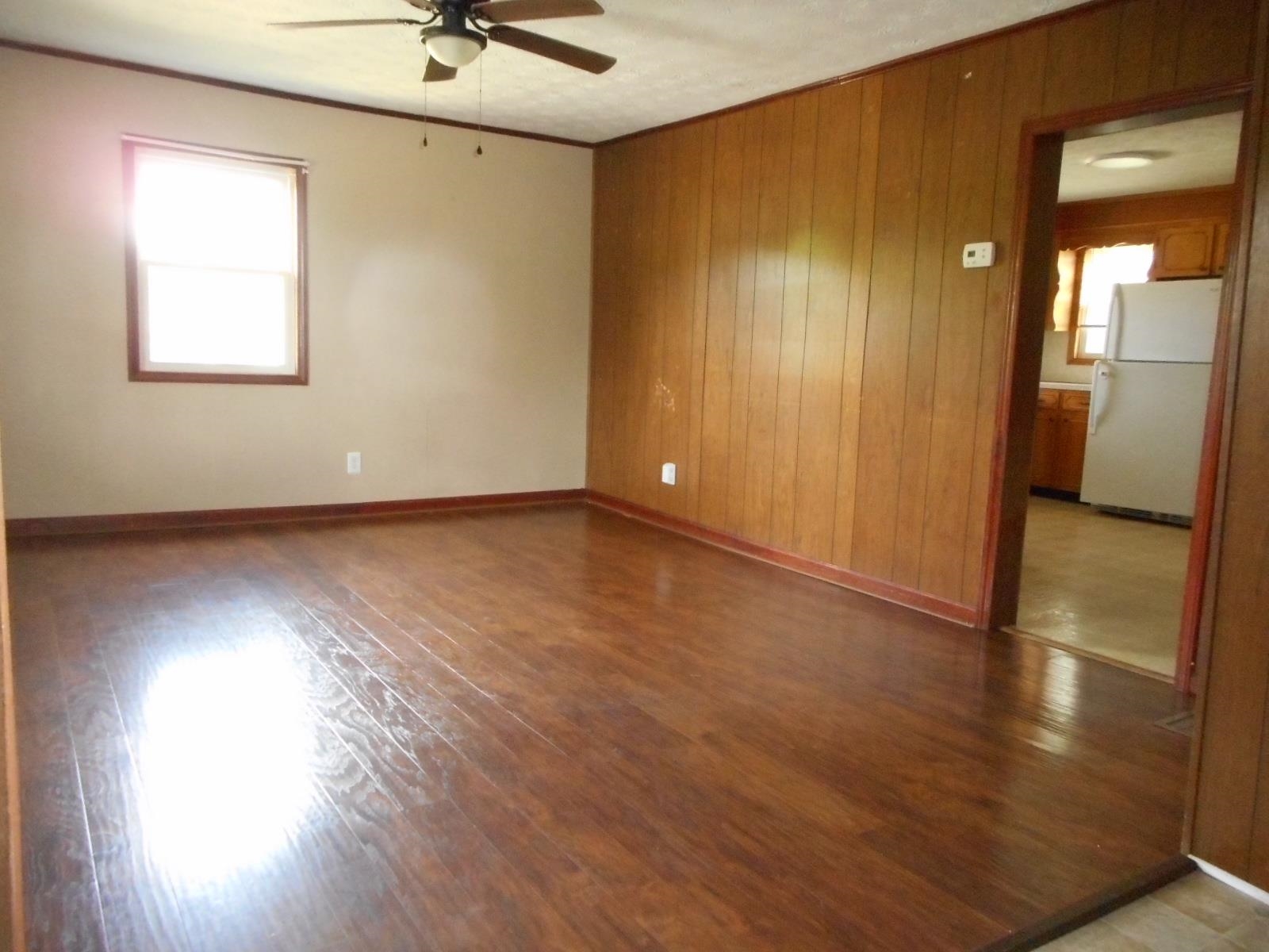 312 FIRST ST, SHENANDOAH, Virginia 22849, 4 Bedrooms Bedrooms, ,2 BathroomsBathrooms,Residential,Byler 1988,312 FIRST ST,681770 MLS # 681770