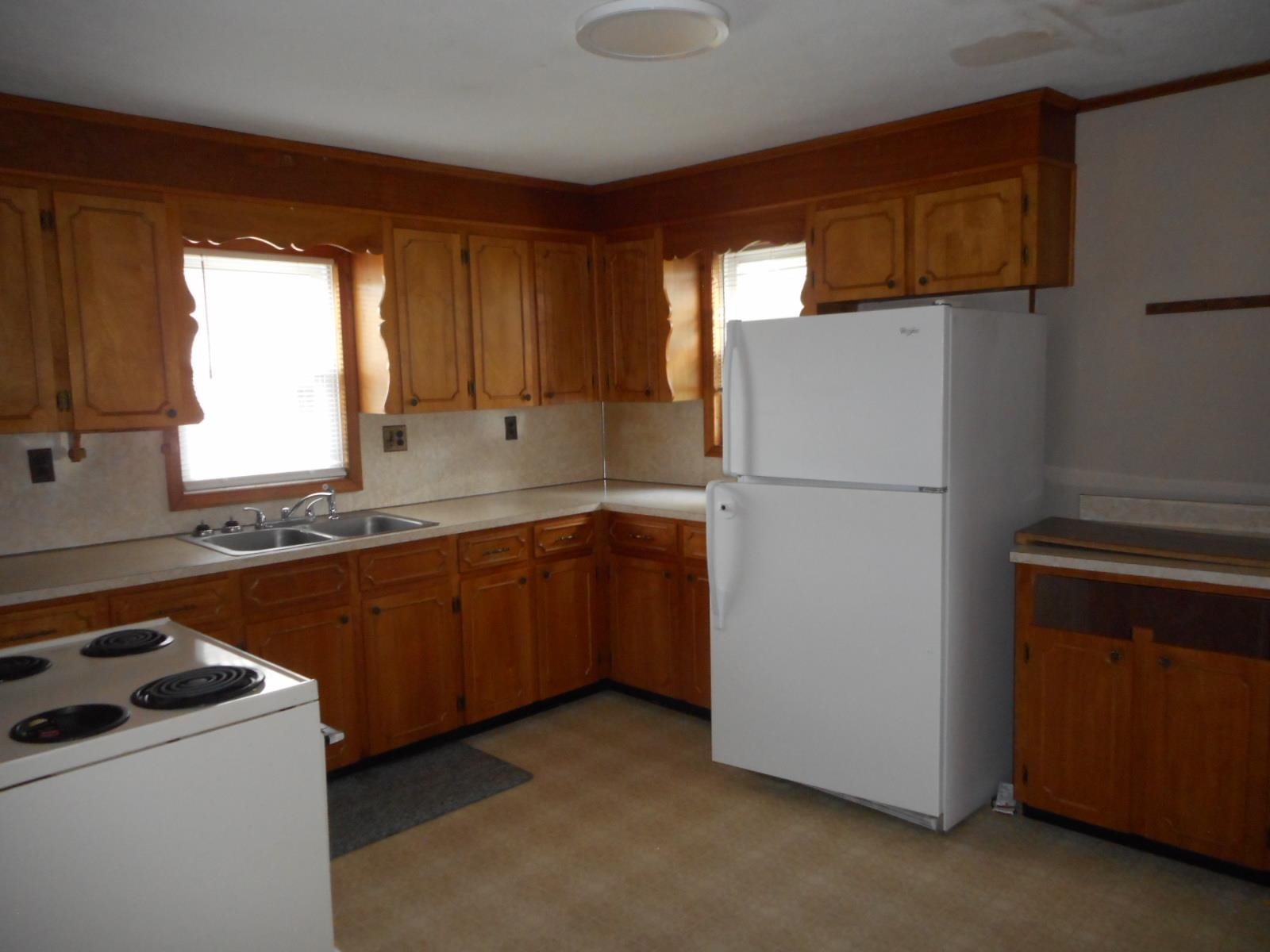 312 FIRST ST, SHENANDOAH, Virginia 22849, 4 Bedrooms Bedrooms, ,2 BathroomsBathrooms,Residential,Byler 1988,312 FIRST ST,681770 MLS # 681770