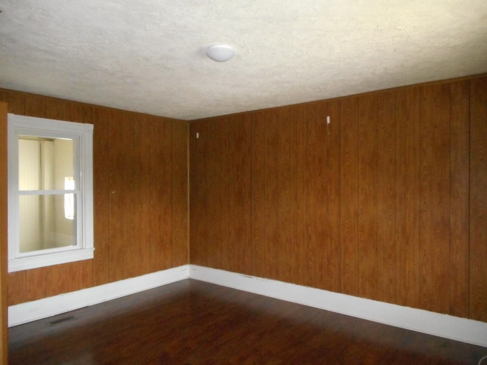 312 FIRST ST, SHENANDOAH, Virginia 22849, 4 Bedrooms Bedrooms, ,2 BathroomsBathrooms,Residential,Byler 1988,312 FIRST ST,681770 MLS # 681770