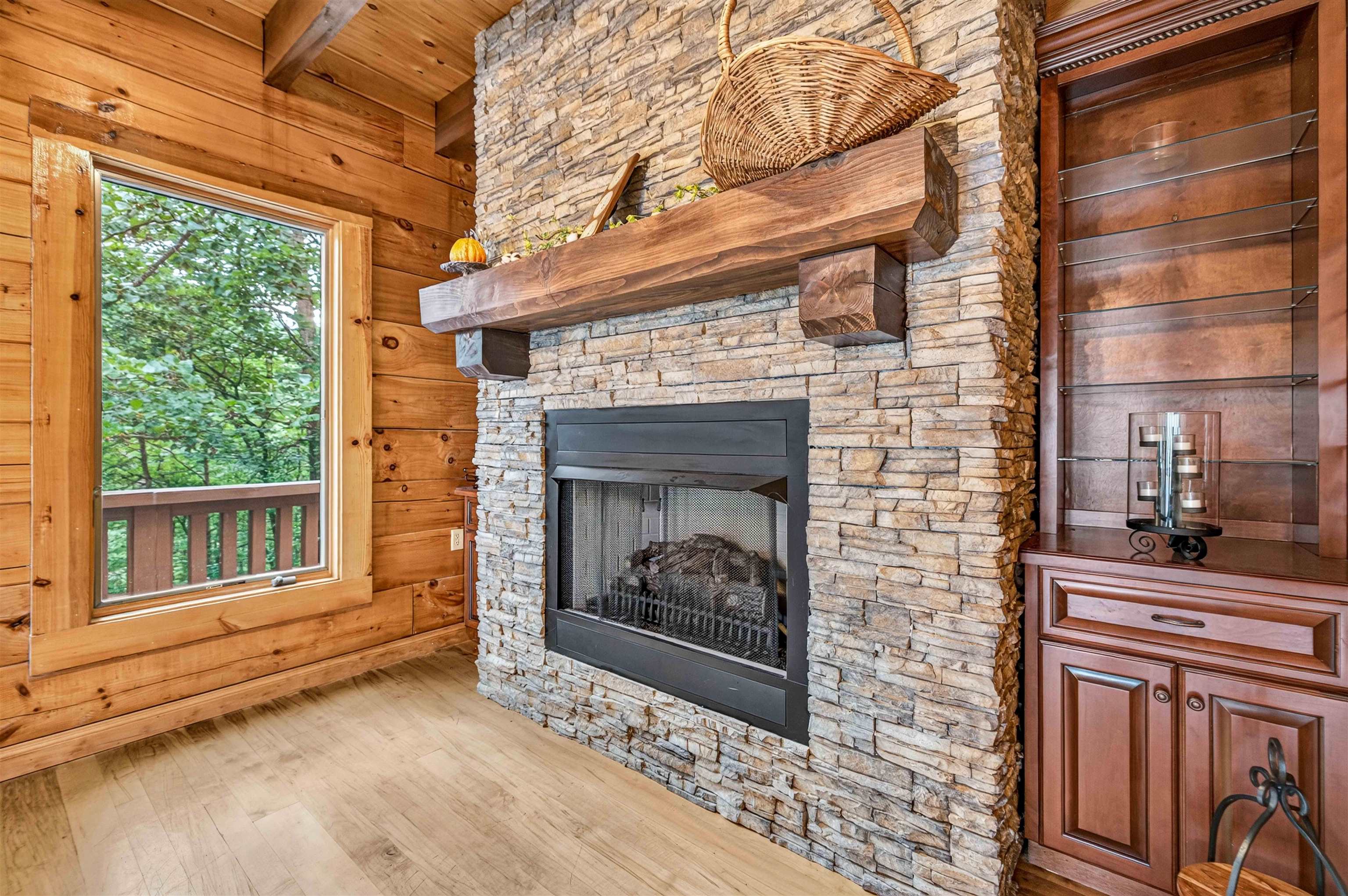 3012 MASSANUTTEN DR, MCGAHEYSVILLE, Virginia 22840, 9 Bedrooms Bedrooms, ,11 BathroomsBathrooms,Residential,Payton's Peak,3012 MASSANUTTEN DR,681773 MLS # 681773