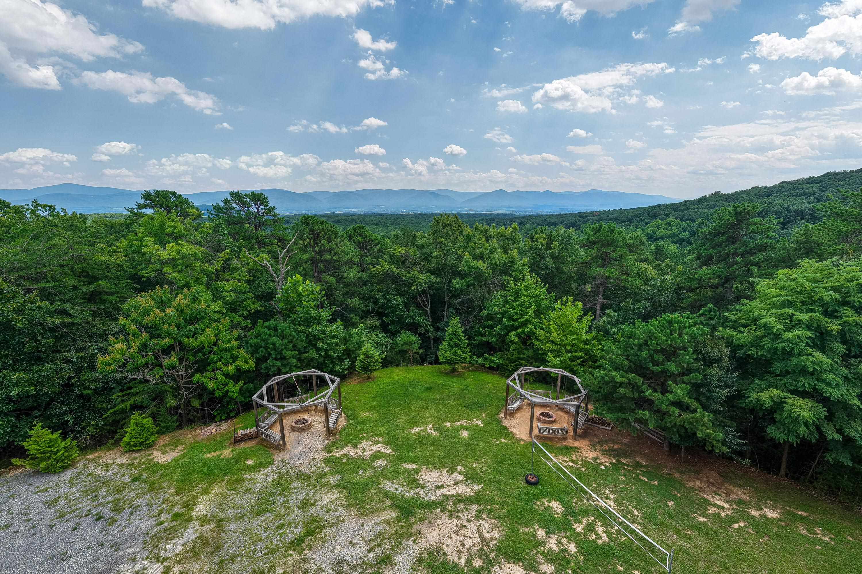 3012 MASSANUTTEN DR, MCGAHEYSVILLE, Virginia 22840, 9 Bedrooms Bedrooms, ,11 BathroomsBathrooms,Residential,Payton's Peak,3012 MASSANUTTEN DR,681773 MLS # 681773