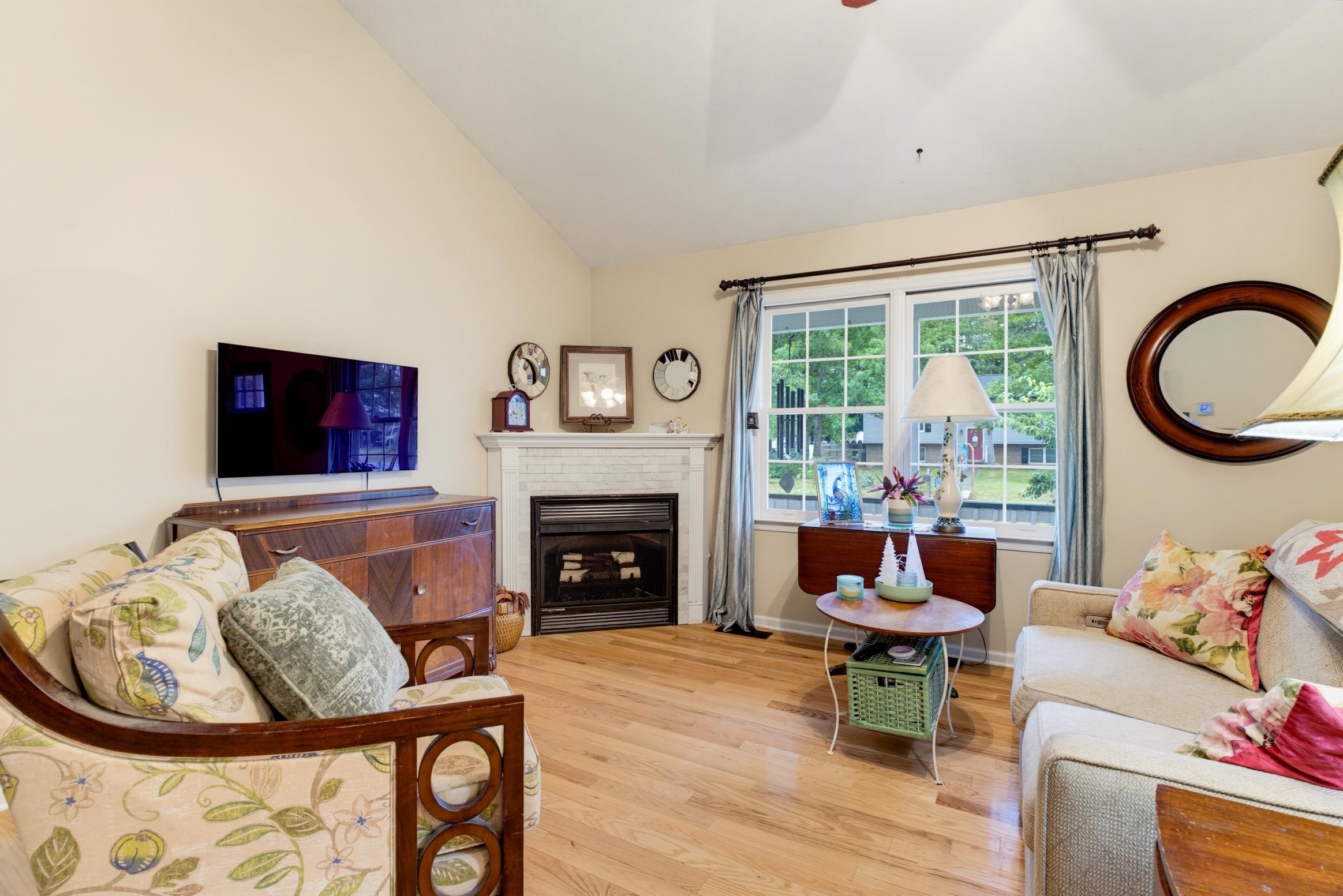 108 CANTON LN, STUARTS DRAFT, Virginia 24477, 3 Bedrooms Bedrooms, ,2 BathroomsBathrooms,Residential,Private Oasis,108 CANTON LN,681782 MLS # 681782 108 CANTON LN, STUARTS DRAFT, Virginia 24477, 3 Bedrooms Bedrooms, ,2 BathroomsBathrooms,Residential,Private Oasis,108 CANTON LN,681782 MLS # 681782