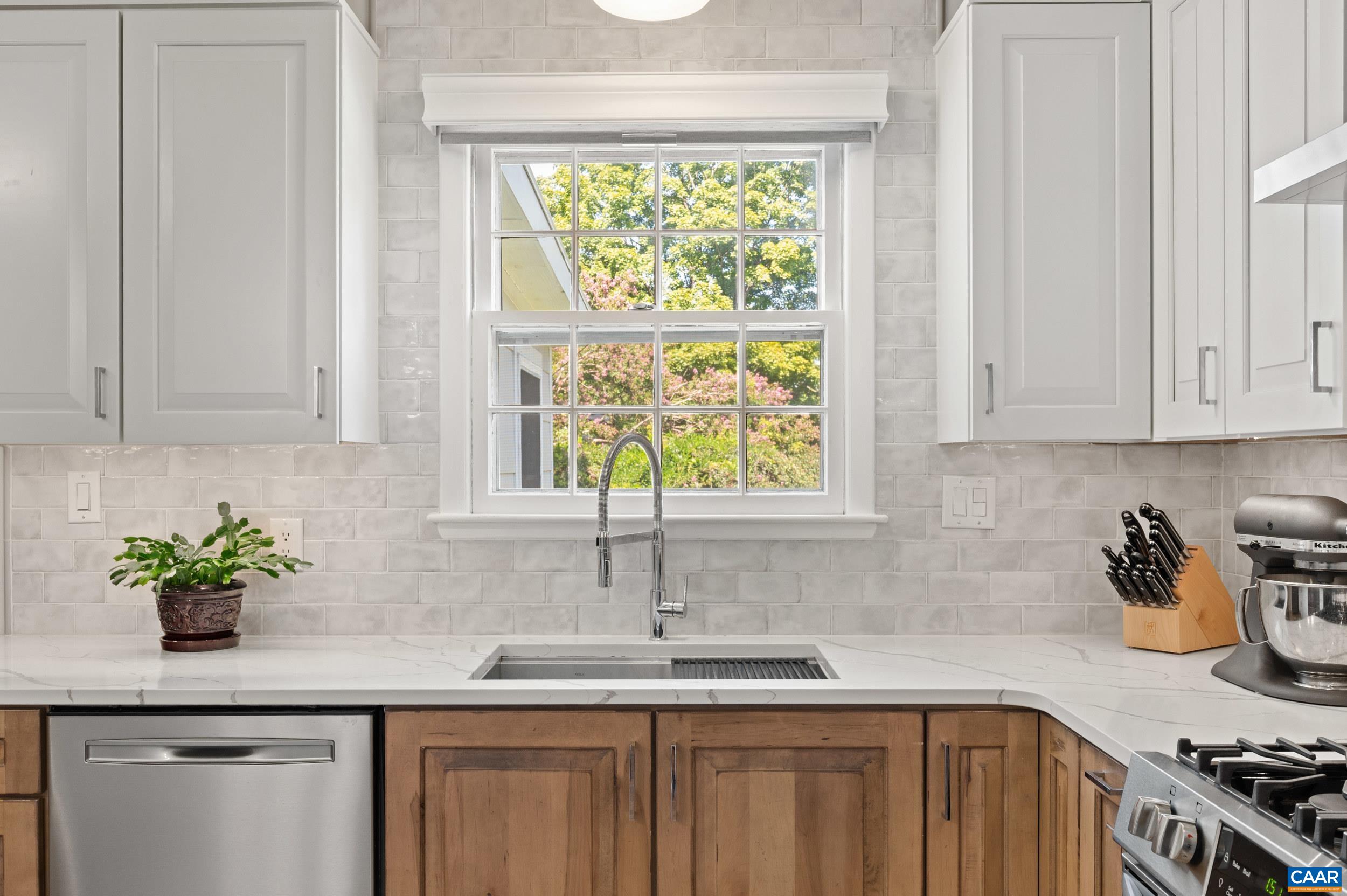 1435 RUGBY AVE, CHARLOTTESVILLE, Virginia 22903, 4 Bedrooms Bedrooms, ,3 BathroomsBathrooms,Residential,1435 RUGBY AVE,681785 MLS # 681785