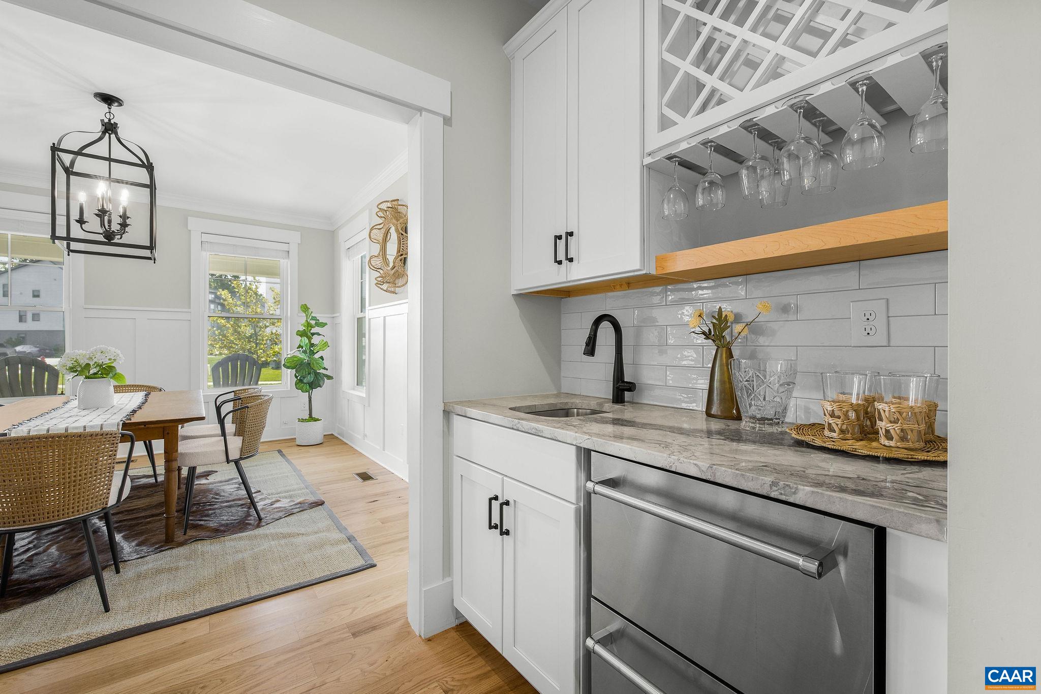 2206 FOWLER CIR, CHARLOTTESVILLE, Virginia 22901, 5 Bedrooms Bedrooms, ,4 BathroomsBathrooms,Residential,2206 FOWLER CIR,681787 MLS # 681787