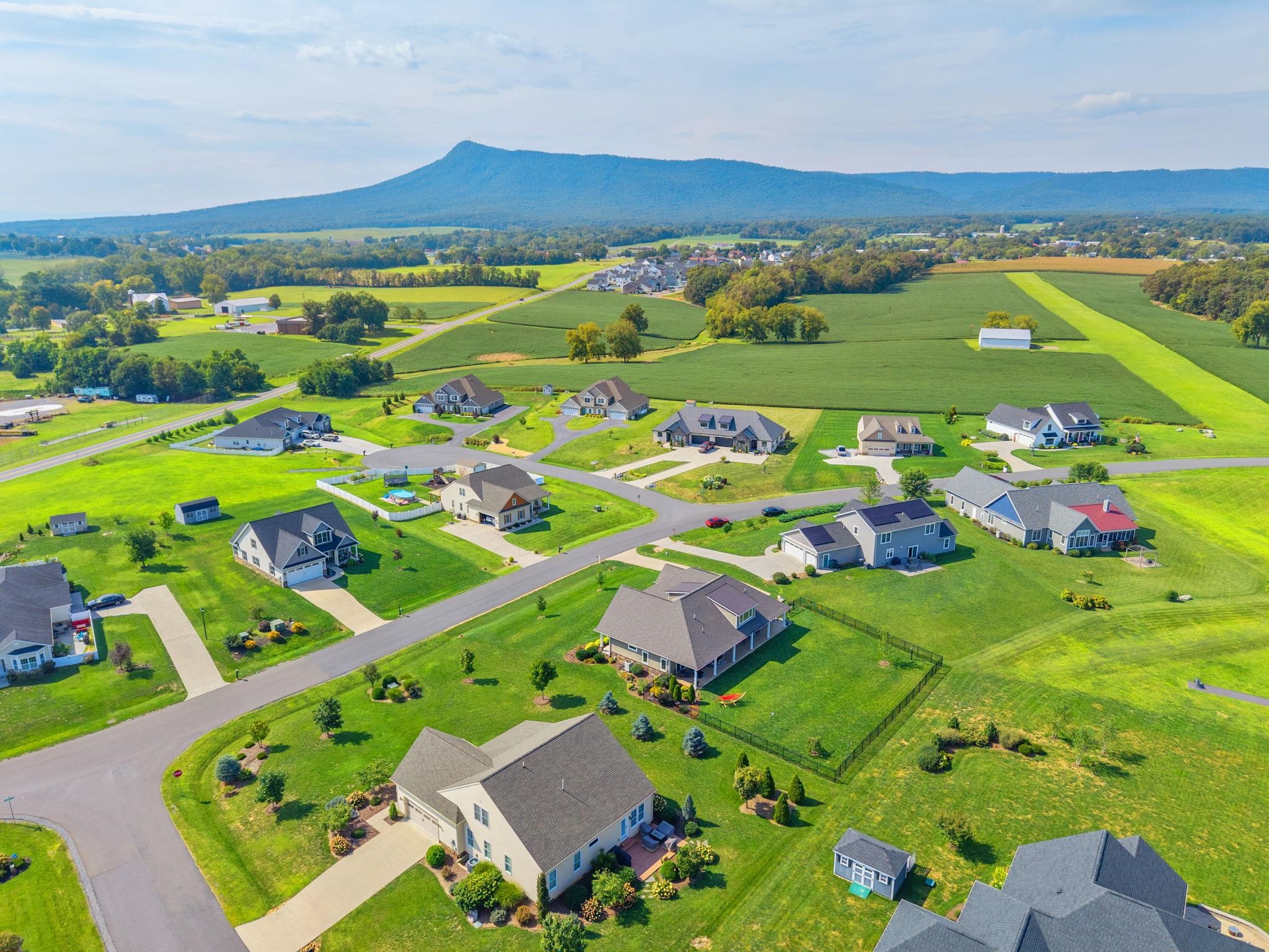 10100 DALMATIAN DR, MCGAHEYSVILLE, Virginia 22840, 5 Bedrooms Bedrooms, ,4 BathroomsBathrooms,Residential,10100 DALMATIAN DR,681630 MLS # 681630 10100 DALMATIAN DR, MCGAHEYSVILLE, Virginia 22840, 5 Bedrooms Bedrooms, ,4 BathroomsBathrooms,Residential,10100 DALMATIAN DR,681630 MLS # 681630