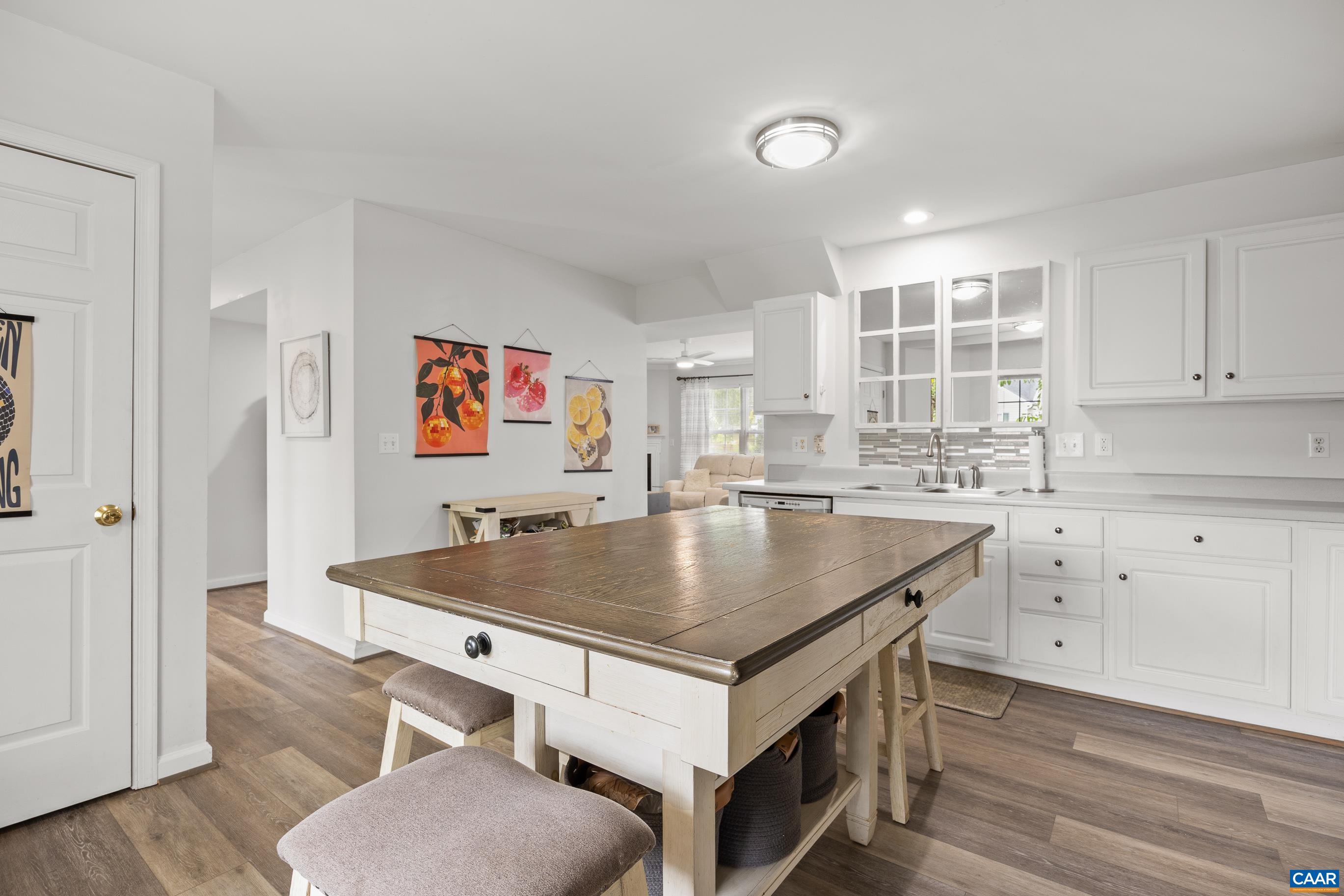1525 PRIMROSE LN, CHARLOTTESVILLE, Virginia 22902, 3 Bedrooms Bedrooms, ,2 BathroomsBathrooms,Residential,1525 PRIMROSE LN,681642 MLS # 681642 1525 PRIMROSE LN, CHARLOTTESVILLE, Virginia 22902, 3 Bedrooms Bedrooms, ,2 BathroomsBathrooms,Residential,1525 PRIMROSE LN,681642 MLS # 681642
