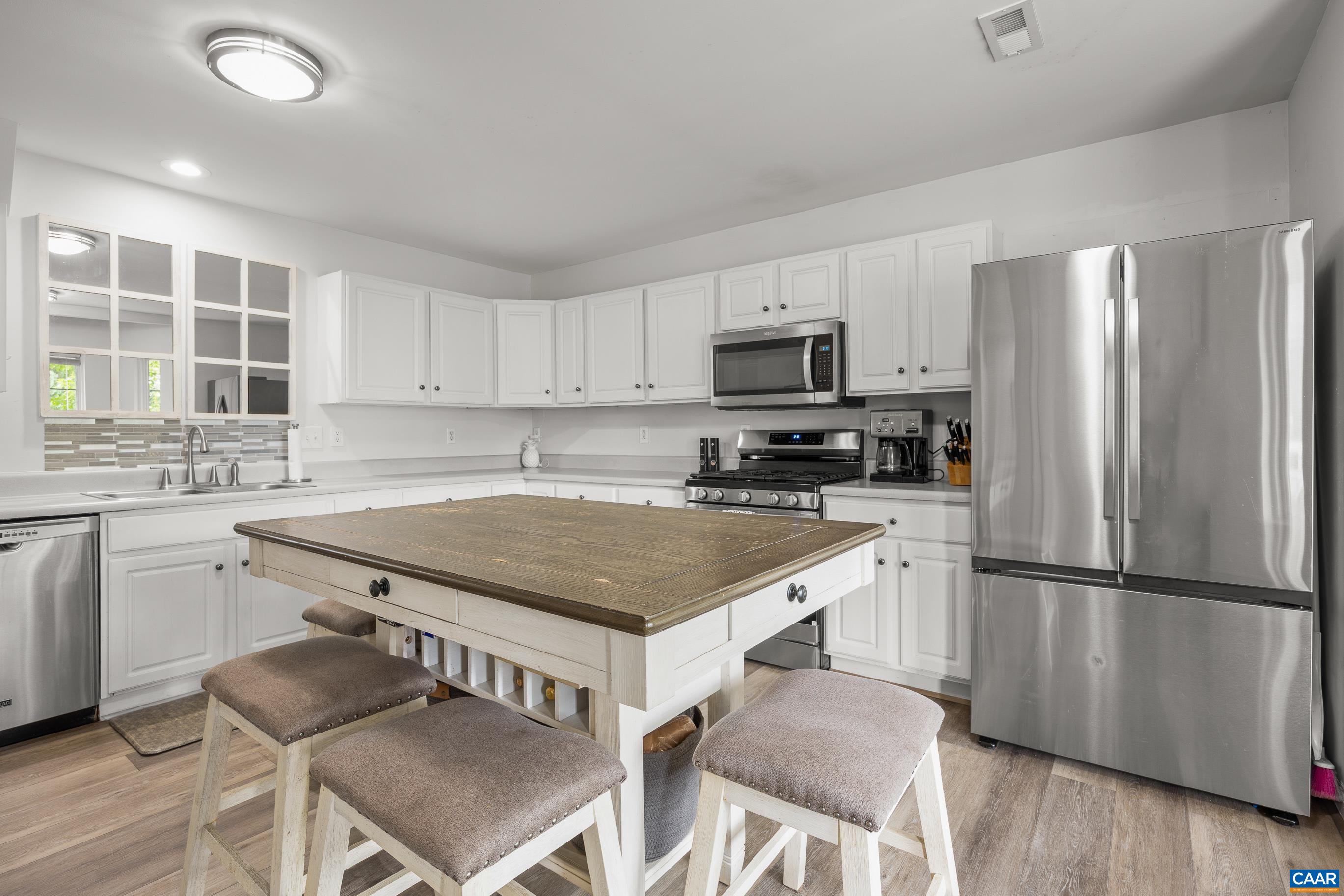 1525 PRIMROSE LN, CHARLOTTESVILLE, Virginia 22902, 3 Bedrooms Bedrooms, ,2 BathroomsBathrooms,Residential,1525 PRIMROSE LN,681642 MLS # 681642 1525 PRIMROSE LN, CHARLOTTESVILLE, Virginia 22902, 3 Bedrooms Bedrooms, ,2 BathroomsBathrooms,Residential,1525 PRIMROSE LN,681642 MLS # 681642