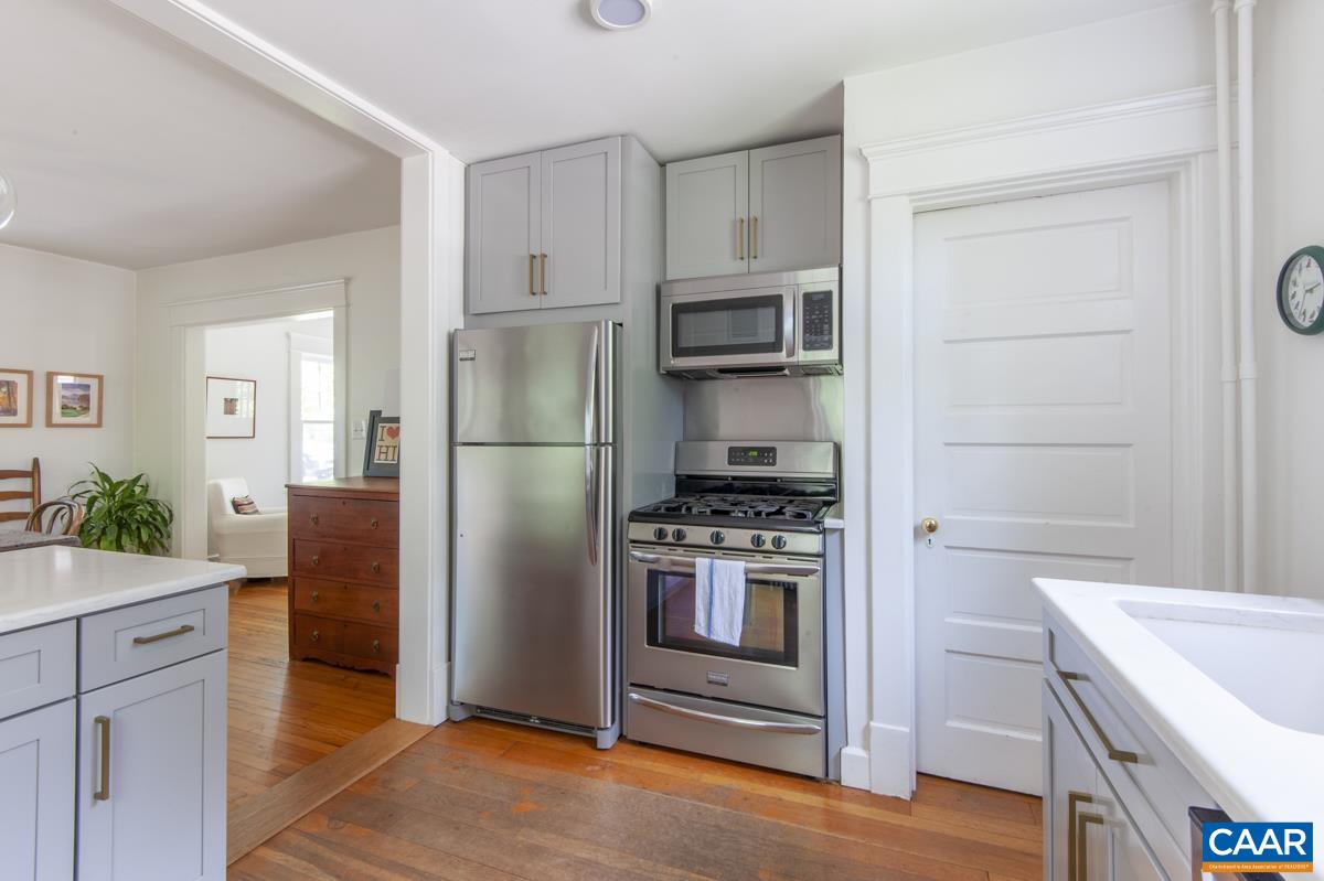 112 MONTE VISTA AVE, CHARLOTTESVILLE, Virginia 22903, 2 Bedrooms Bedrooms, ,1 BathroomBathrooms,Residential,112 MONTE VISTA AVE,681647 MLS # 681647 112 MONTE VISTA AVE, CHARLOTTESVILLE, Virginia 22903, 2 Bedrooms Bedrooms, ,1 BathroomBathrooms,Residential,112 MONTE VISTA AVE,681647 MLS # 681647