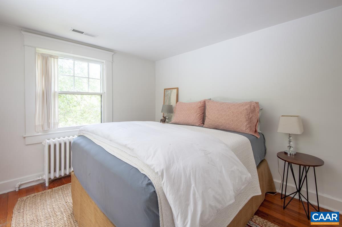 112 MONTE VISTA AVE, CHARLOTTESVILLE, Virginia 22903, 2 Bedrooms Bedrooms, ,1 BathroomBathrooms,Residential,112 MONTE VISTA AVE,681647 MLS # 681647 112 MONTE VISTA AVE, CHARLOTTESVILLE, Virginia 22903, 2 Bedrooms Bedrooms, ,1 BathroomBathrooms,Residential,112 MONTE VISTA AVE,681647 MLS # 681647