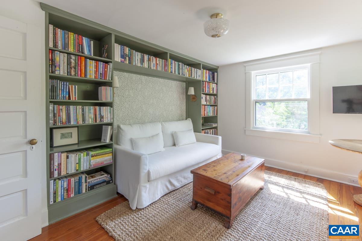 112 MONTE VISTA AVE, CHARLOTTESVILLE, Virginia 22903, 2 Bedrooms Bedrooms, ,1 BathroomBathrooms,Residential,112 MONTE VISTA AVE,681647 MLS # 681647 112 MONTE VISTA AVE, CHARLOTTESVILLE, Virginia 22903, 2 Bedrooms Bedrooms, ,1 BathroomBathrooms,Residential,112 MONTE VISTA AVE,681647 MLS # 681647