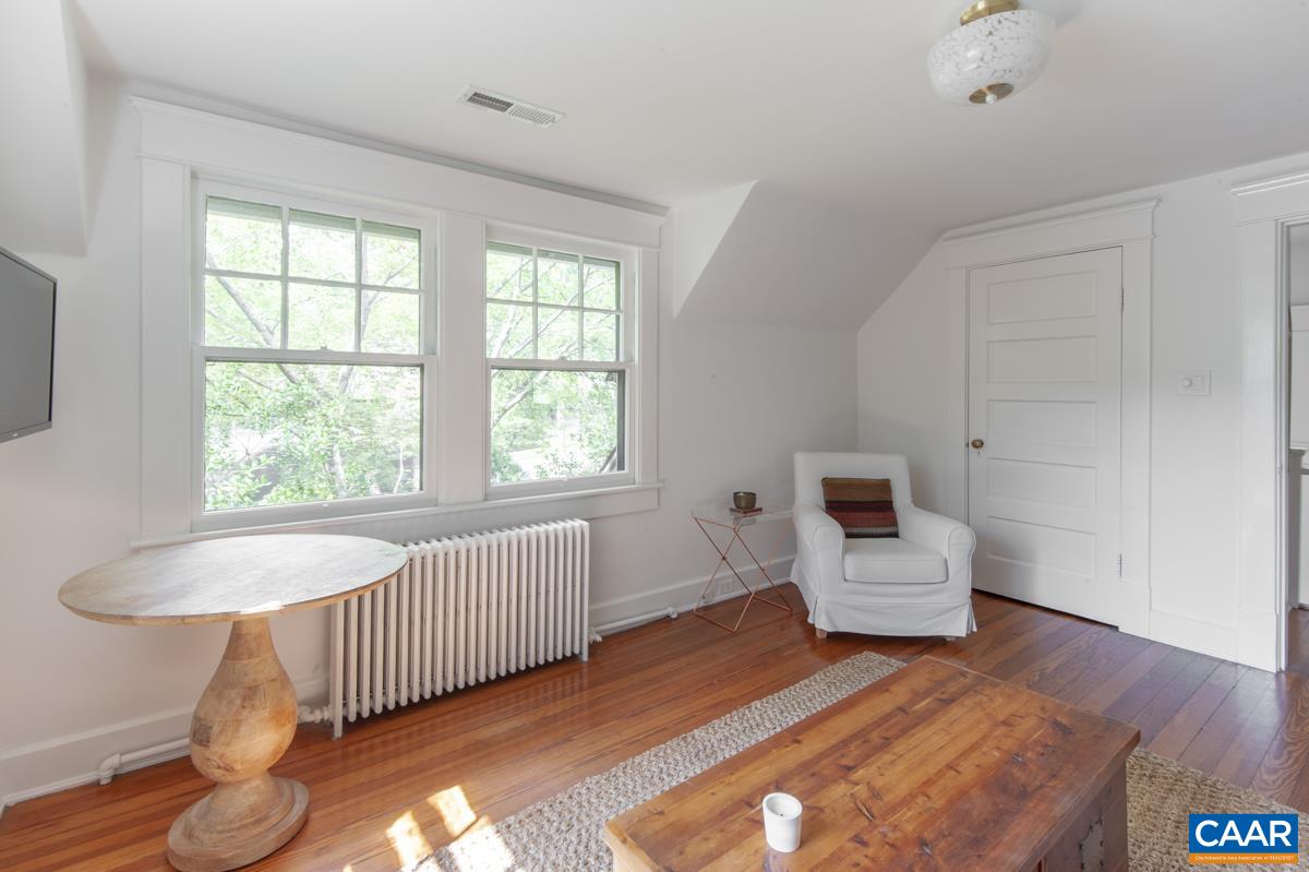 112 MONTE VISTA AVE, CHARLOTTESVILLE, Virginia 22903, 2 Bedrooms Bedrooms, ,1 BathroomBathrooms,Residential,112 MONTE VISTA AVE,681647 MLS # 681647 112 MONTE VISTA AVE, CHARLOTTESVILLE, Virginia 22903, 2 Bedrooms Bedrooms, ,1 BathroomBathrooms,Residential,112 MONTE VISTA AVE,681647 MLS # 681647