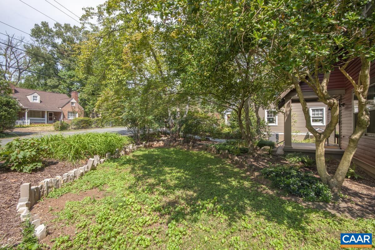112 MONTE VISTA AVE, CHARLOTTESVILLE, Virginia 22903, 2 Bedrooms Bedrooms, ,1 BathroomBathrooms,Residential,112 MONTE VISTA AVE,681647 MLS # 681647 112 MONTE VISTA AVE, CHARLOTTESVILLE, Virginia 22903, 2 Bedrooms Bedrooms, ,1 BathroomBathrooms,Residential,112 MONTE VISTA AVE,681647 MLS # 681647