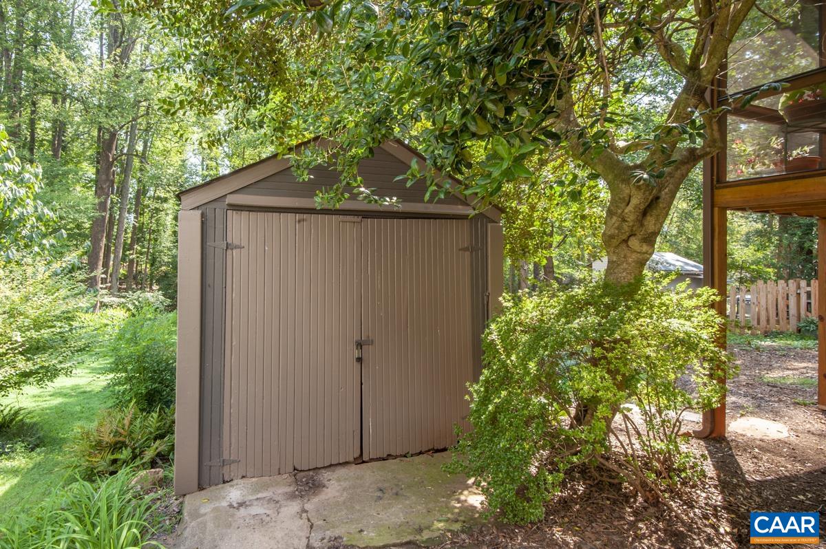 112 MONTE VISTA AVE, CHARLOTTESVILLE, Virginia 22903, 2 Bedrooms Bedrooms, ,1 BathroomBathrooms,Residential,112 MONTE VISTA AVE,681647 MLS # 681647 112 MONTE VISTA AVE, CHARLOTTESVILLE, Virginia 22903, 2 Bedrooms Bedrooms, ,1 BathroomBathrooms,Residential,112 MONTE VISTA AVE,681647 MLS # 681647
