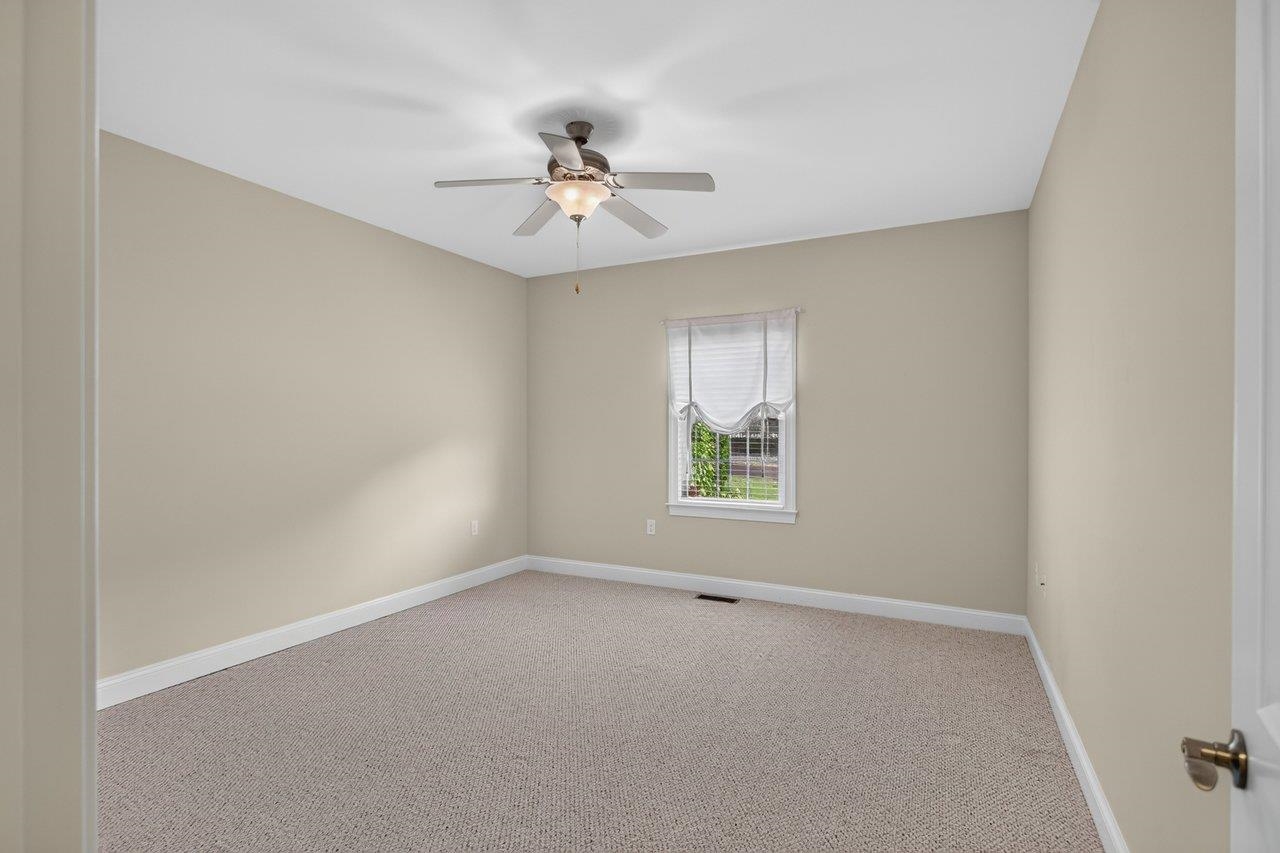 1744 HERITAGE ESTATES CIR, HARRISONBURG, Virginia 22801, 3 Bedrooms Bedrooms, ,3 BathroomsBathrooms,Residential,1744 HERITAGE ESTATES CIR,681664 MLS # 681664 1744 HERITAGE ESTATES CIR, HARRISONBURG, Virginia 22801, 3 Bedrooms Bedrooms, ,3 BathroomsBathrooms,Residential,1744 HERITAGE ESTATES CIR,681664 MLS # 681664