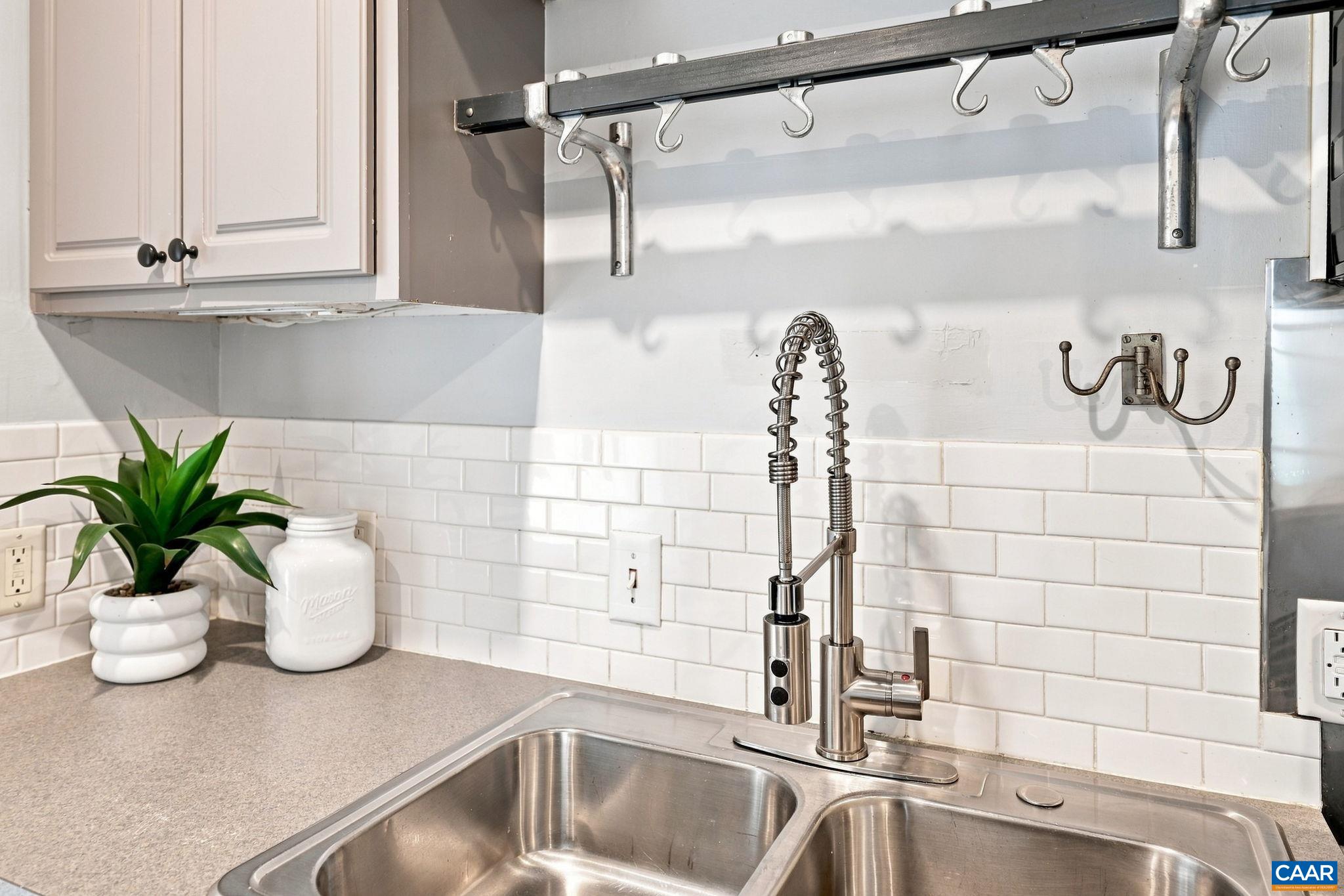 2302 CENTER AVE, CHARLOTTESVILLE, Virginia 22903, 2 Bedrooms Bedrooms, ,1 BathroomBathrooms,Residential,2302 CENTER AVE,681745 MLS # 681745 2302 CENTER AVE, CHARLOTTESVILLE, Virginia 22903, 2 Bedrooms Bedrooms, ,1 BathroomBathrooms,Residential,2302 CENTER AVE,681745 MLS # 681745