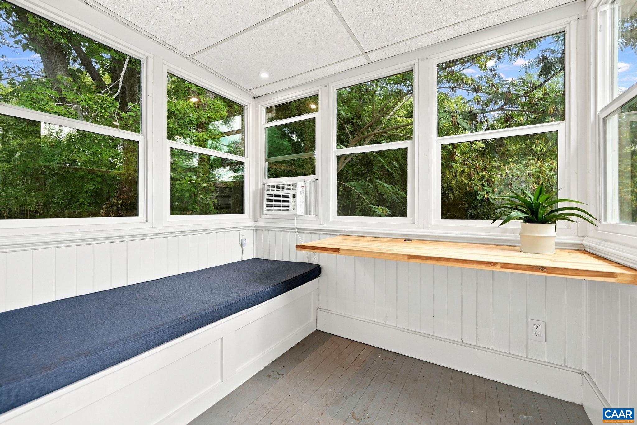 2302 CENTER AVE, CHARLOTTESVILLE, Virginia 22903, 2 Bedrooms Bedrooms, ,1 BathroomBathrooms,Residential,2302 CENTER AVE,681745 MLS # 681745 2302 CENTER AVE, CHARLOTTESVILLE, Virginia 22903, 2 Bedrooms Bedrooms, ,1 BathroomBathrooms,Residential,2302 CENTER AVE,681745 MLS # 681745