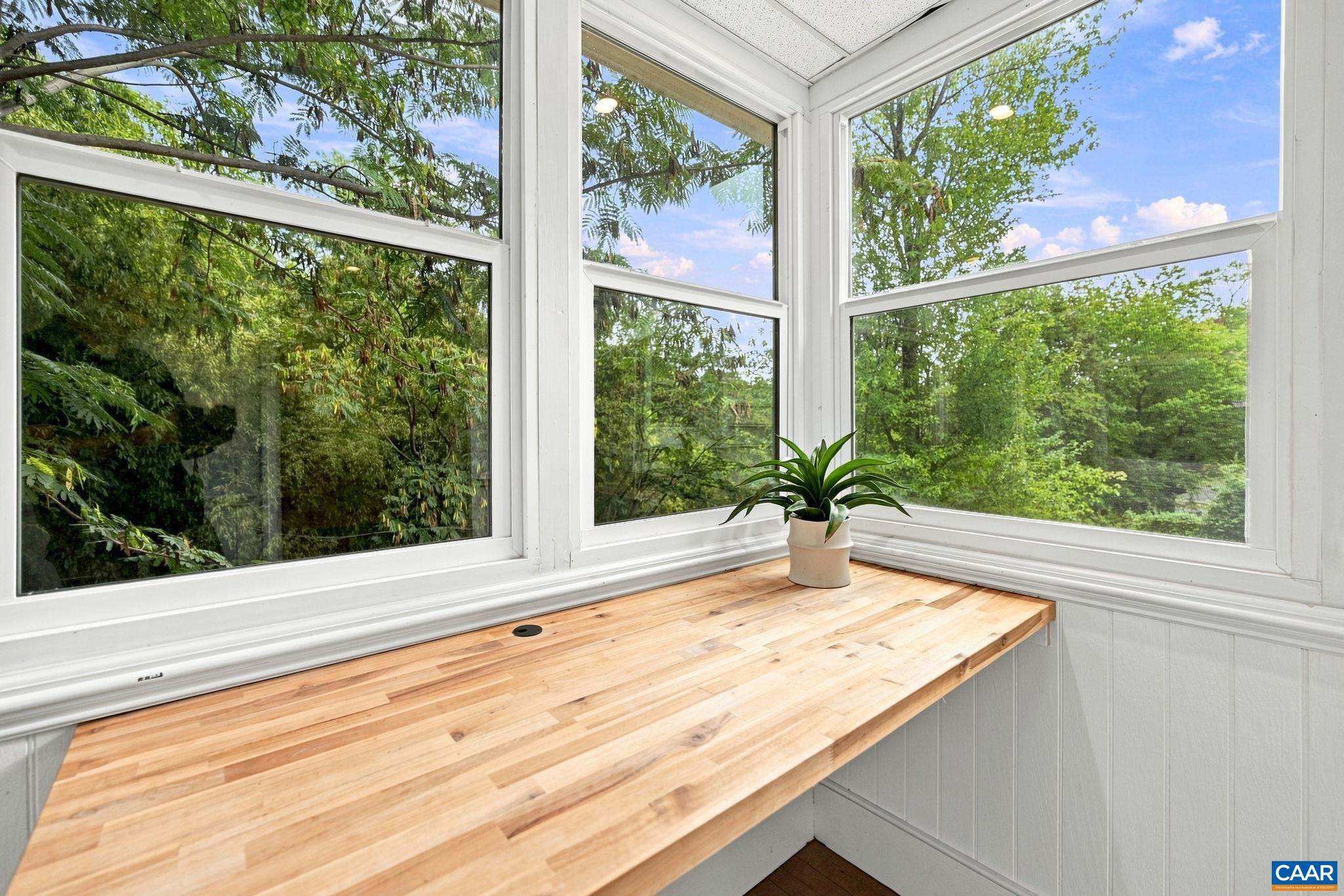 2302 CENTER AVE, CHARLOTTESVILLE, Virginia 22903, 2 Bedrooms Bedrooms, ,1 BathroomBathrooms,Residential,2302 CENTER AVE,681745 MLS # 681745 2302 CENTER AVE, CHARLOTTESVILLE, Virginia 22903, 2 Bedrooms Bedrooms, ,1 BathroomBathrooms,Residential,2302 CENTER AVE,681745 MLS # 681745