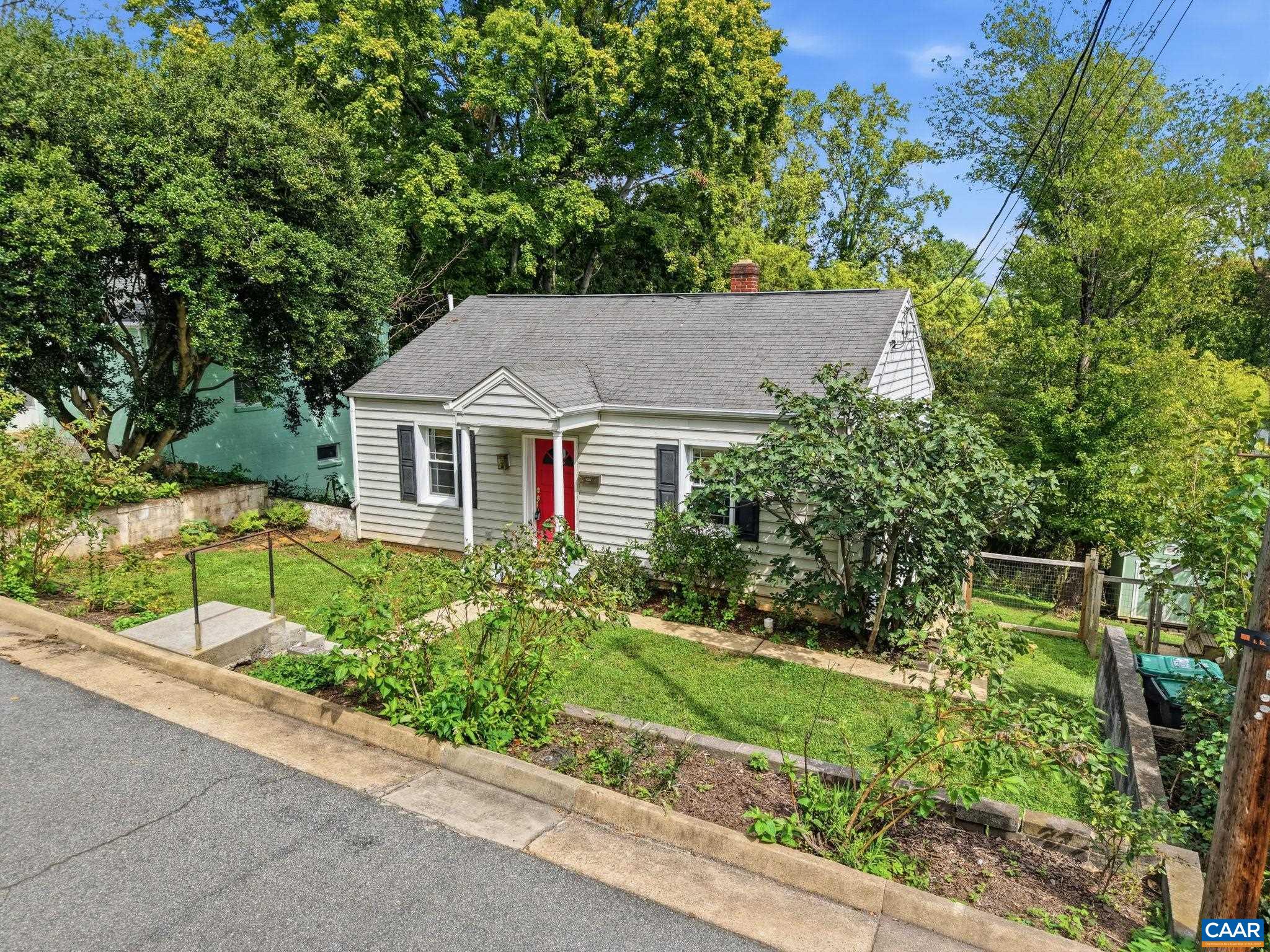 2302 CENTER AVE, CHARLOTTESVILLE, Virginia 22903, 2 Bedrooms Bedrooms, ,1 BathroomBathrooms,Residential,2302 CENTER AVE,681745 MLS # 681745 2302 CENTER AVE, CHARLOTTESVILLE, Virginia 22903, 2 Bedrooms Bedrooms, ,1 BathroomBathrooms,Residential,2302 CENTER AVE,681745 MLS # 681745