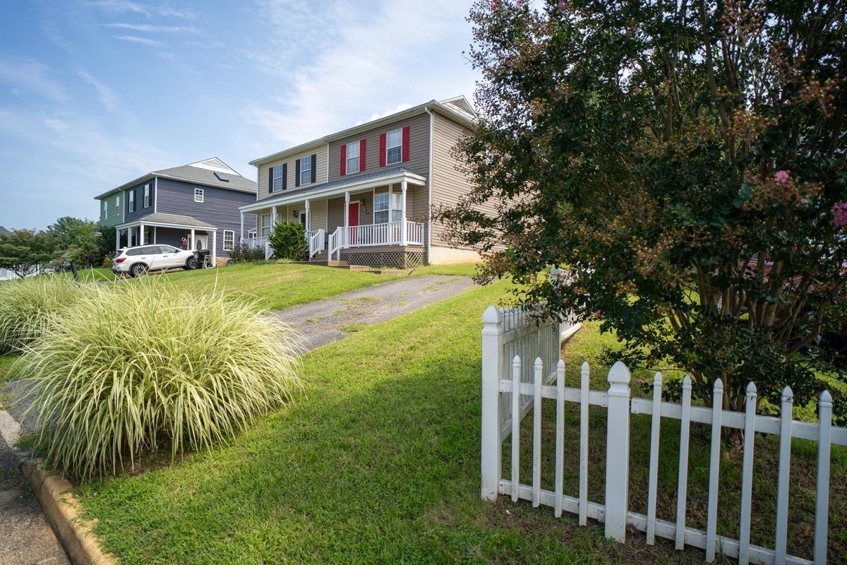 4750 WREN CT, CHARLOTTESVILLE, Virginia 22911, 3 Bedrooms Bedrooms, ,2 BathroomsBathrooms,Residential,4750 WREN CT,681807 MLS # 681807 4750 WREN CT, CHARLOTTESVILLE, Virginia 22911, 3 Bedrooms Bedrooms, ,2 BathroomsBathrooms,Residential,4750 WREN CT,681807 MLS # 681807