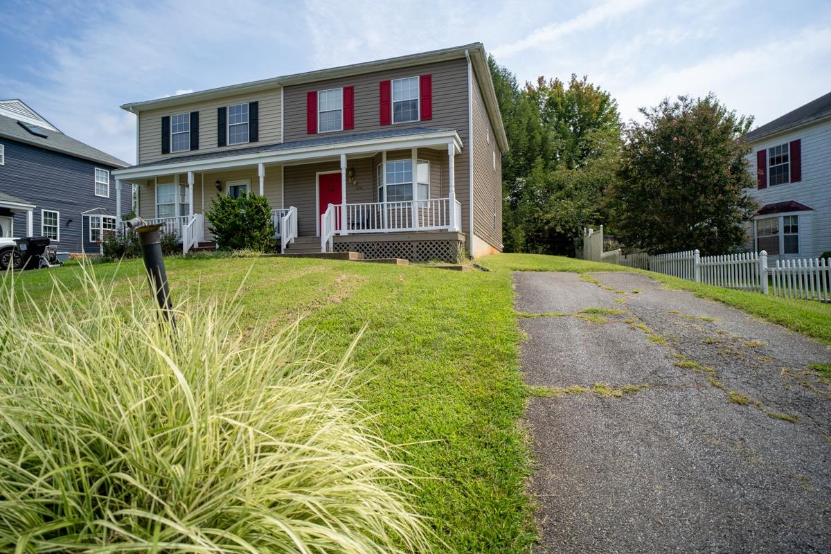 4750 WREN CT, CHARLOTTESVILLE, Virginia 22911, 3 Bedrooms Bedrooms, ,2 BathroomsBathrooms,Residential,4750 WREN CT,681807 MLS # 681807 4750 WREN CT, CHARLOTTESVILLE, Virginia 22911, 3 Bedrooms Bedrooms, ,2 BathroomsBathrooms,Residential,4750 WREN CT,681807 MLS # 681807
