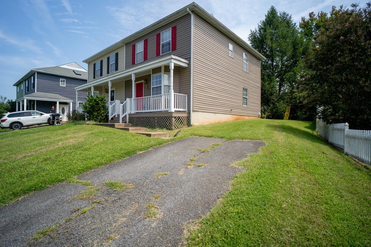 4750 WREN CT, CHARLOTTESVILLE, Virginia 22911, 3 Bedrooms Bedrooms, ,2 BathroomsBathrooms,Residential,4750 WREN CT,681807 MLS # 681807 4750 WREN CT, CHARLOTTESVILLE, Virginia 22911, 3 Bedrooms Bedrooms, ,2 BathroomsBathrooms,Residential,4750 WREN CT,681807 MLS # 681807