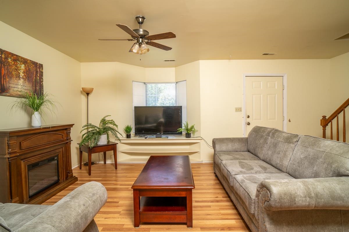 4750 WREN CT, CHARLOTTESVILLE, Virginia 22911, 3 Bedrooms Bedrooms, ,2 BathroomsBathrooms,Residential,4750 WREN CT,681807 MLS # 681807 4750 WREN CT, CHARLOTTESVILLE, Virginia 22911, 3 Bedrooms Bedrooms, ,2 BathroomsBathrooms,Residential,4750 WREN CT,681807 MLS # 681807