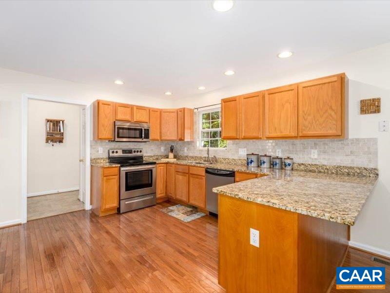 10 CLIFTWOOD RD, PALMYRA, Virginia 22963, 4 Bedrooms Bedrooms, ,2 BathroomsBathrooms,Residential,10 CLIFTWOOD RD,681809 MLS # 681809 10 CLIFTWOOD RD, PALMYRA, Virginia 22963, 4 Bedrooms Bedrooms, ,2 BathroomsBathrooms,Residential,10 CLIFTWOOD RD,681809 MLS # 681809