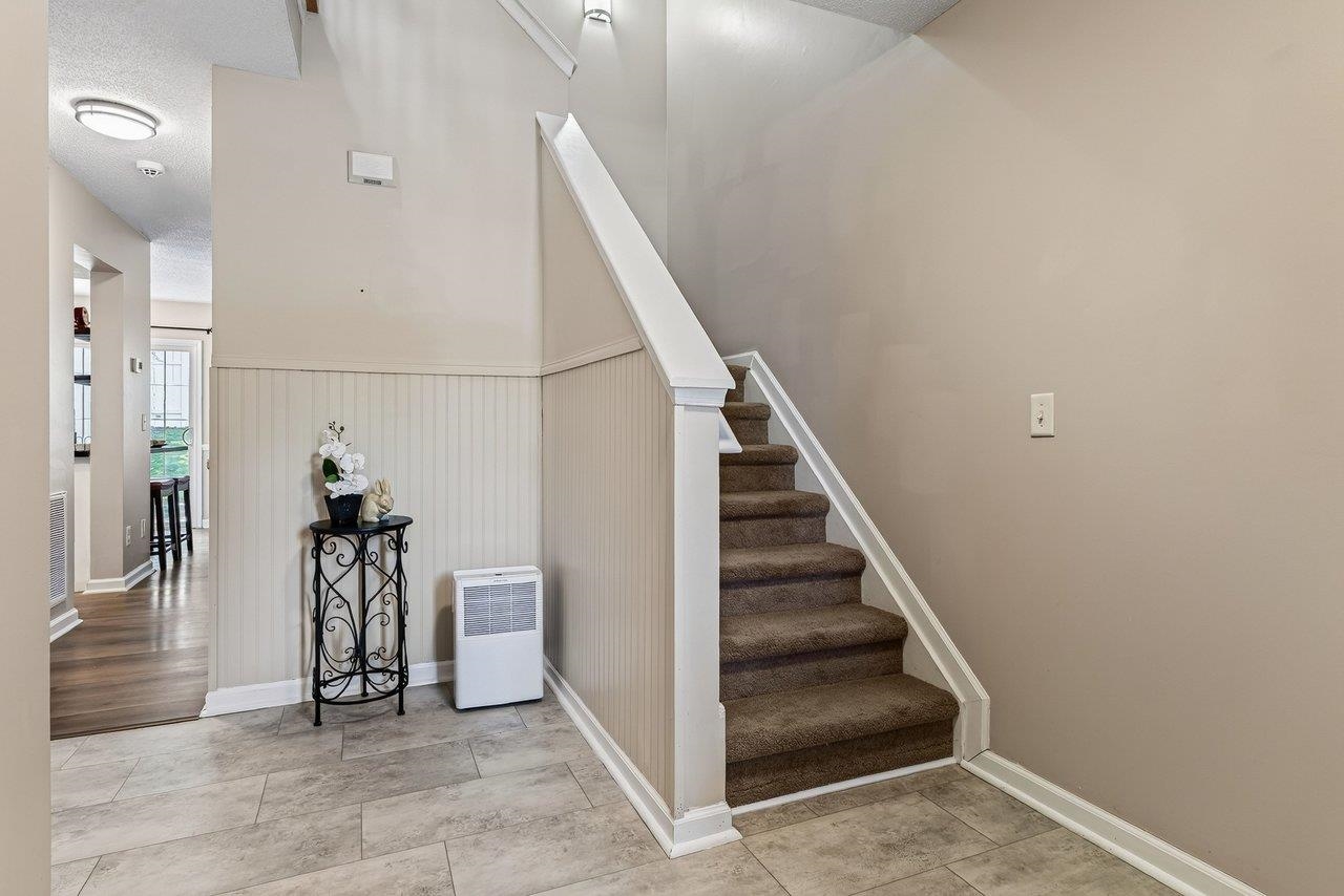 1092 OAKDALE CT, ROCKINGHAM, Virginia 22801, 3 Bedrooms Bedrooms, ,2 BathroomsBathrooms,Residential,1092 OAKDALE CT,681812 MLS # 681812