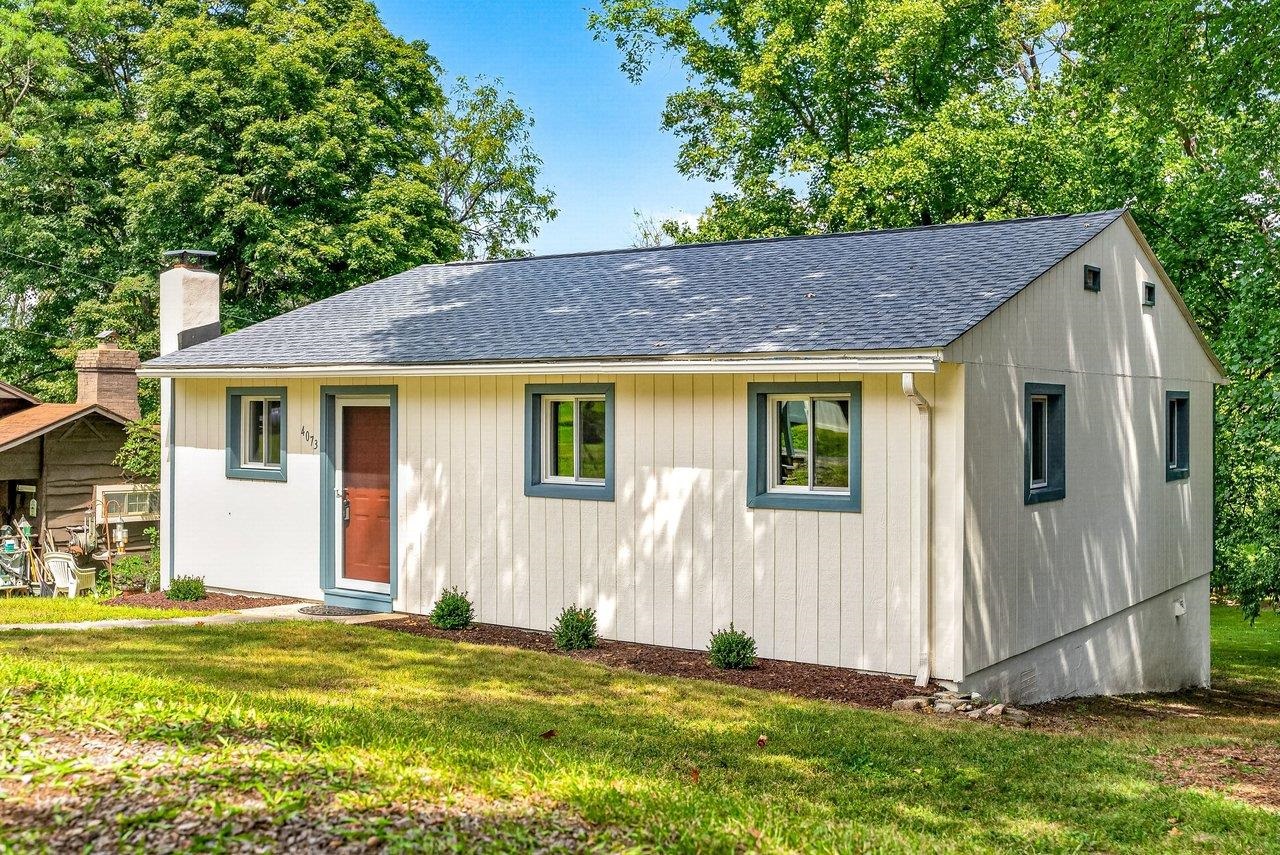 4073 WOODLAND DR, ROCKINGHAM, Virginia 22801, 2 Bedrooms Bedrooms, ,1 BathroomBathrooms,Residential,4073 WOODLAND DR,681814 MLS # 681814