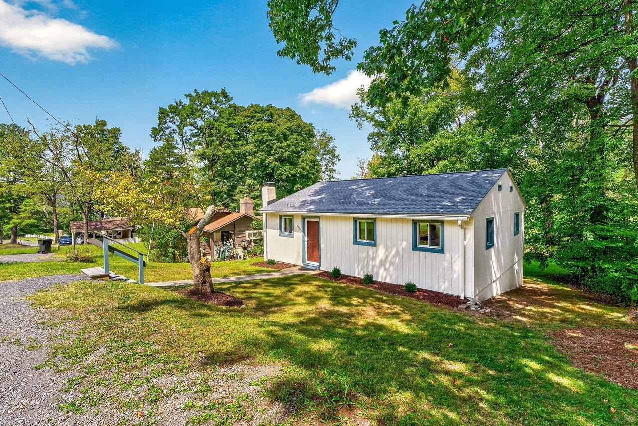 4073 WOODLAND DR, ROCKINGHAM, Virginia 22801, 2 Bedrooms Bedrooms, ,1 BathroomBathrooms,Residential,4073 WOODLAND DR,681814 MLS # 681814