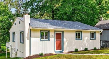4073 WOODLAND DR, ROCKINGHAM, Virginia 22801, 2 Bedrooms Bedrooms, ,1 BathroomBathrooms,Residential,4073 WOODLAND DR,681814 MLS # 681814