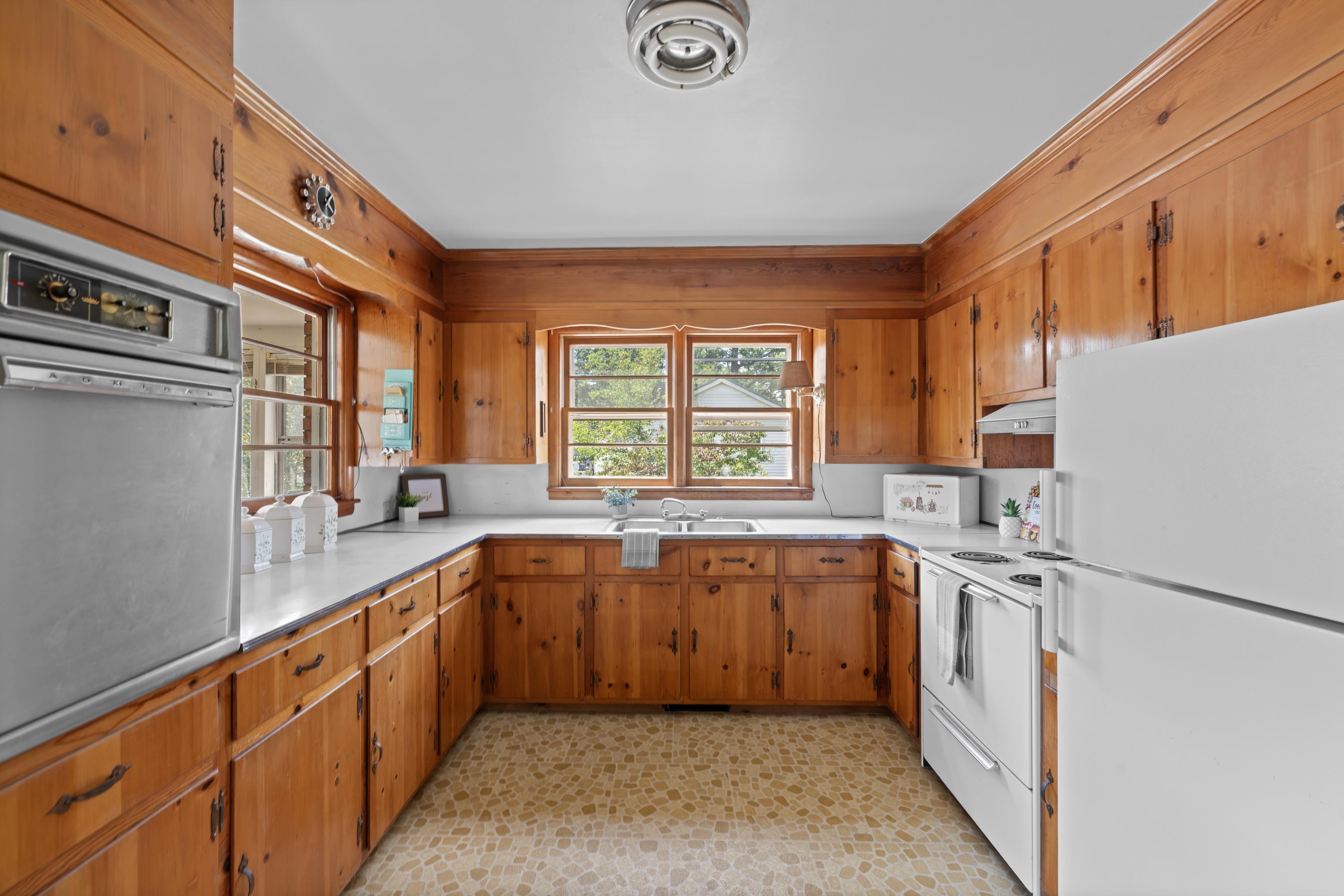 1096 COLD SPRING RD, STUARTS DRAFT, Virginia 24477, 3 Bedrooms Bedrooms, ,1 BathroomBathrooms,Residential,1096 COLD SPRING RD,681815 MLS # 681815 1096 COLD SPRING RD, STUARTS DRAFT, Virginia 24477, 3 Bedrooms Bedrooms, ,1 BathroomBathrooms,Residential,1096 COLD SPRING RD,681815 MLS # 681815