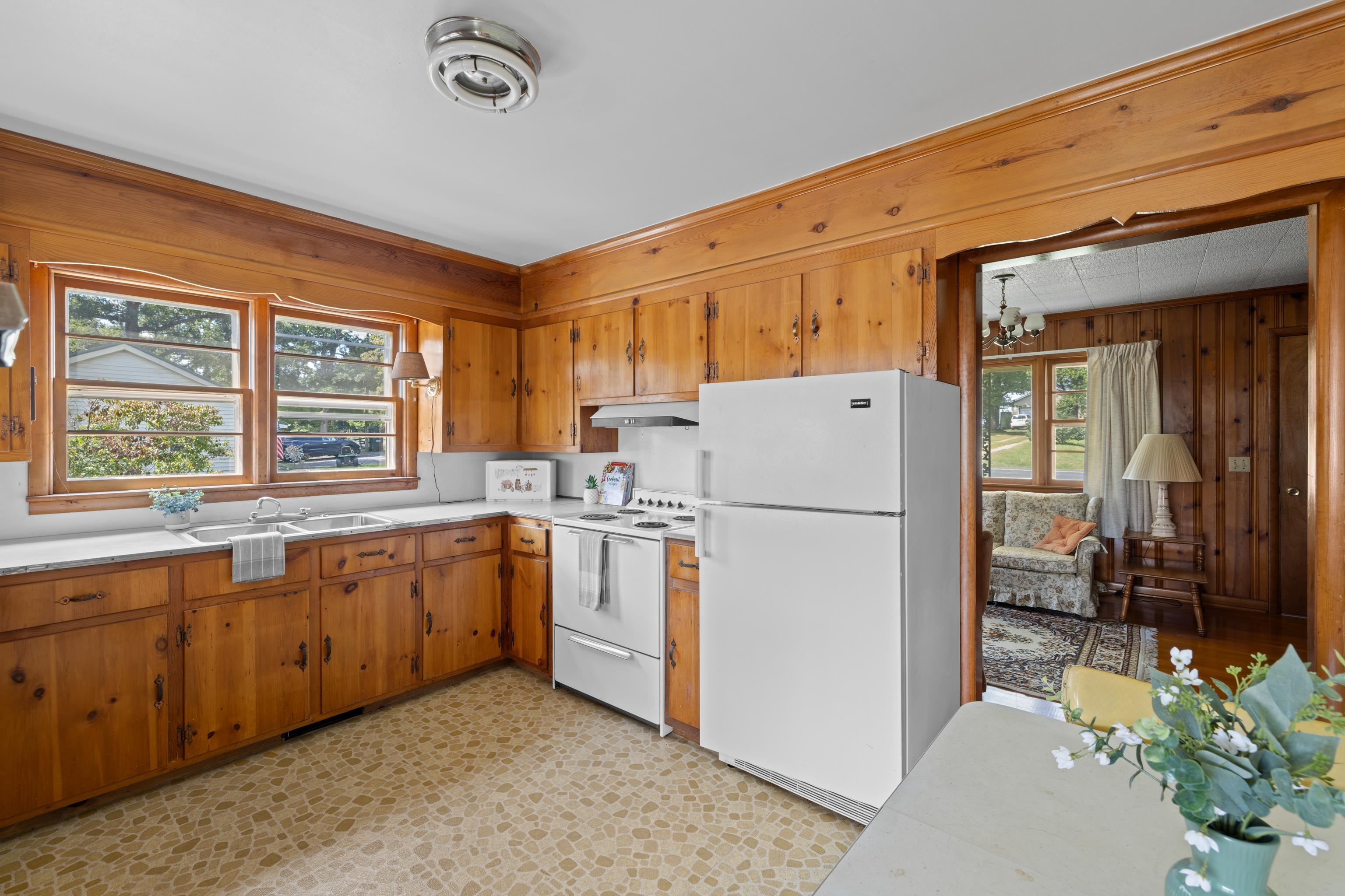 1096 COLD SPRING RD, STUARTS DRAFT, Virginia 24477, 3 Bedrooms Bedrooms, ,1 BathroomBathrooms,Residential,1096 COLD SPRING RD,681815 MLS # 681815 1096 COLD SPRING RD, STUARTS DRAFT, Virginia 24477, 3 Bedrooms Bedrooms, ,1 BathroomBathrooms,Residential,1096 COLD SPRING RD,681815 MLS # 681815
