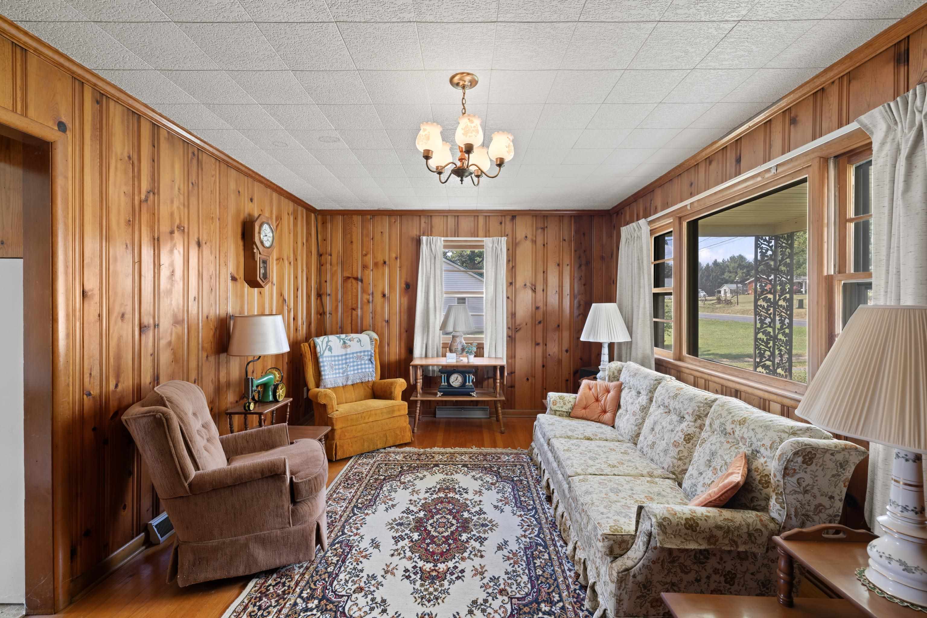 1096 COLD SPRING RD, STUARTS DRAFT, Virginia 24477, 3 Bedrooms Bedrooms, ,1 BathroomBathrooms,Residential,1096 COLD SPRING RD,681815 MLS # 681815 1096 COLD SPRING RD, STUARTS DRAFT, Virginia 24477, 3 Bedrooms Bedrooms, ,1 BathroomBathrooms,Residential,1096 COLD SPRING RD,681815 MLS # 681815