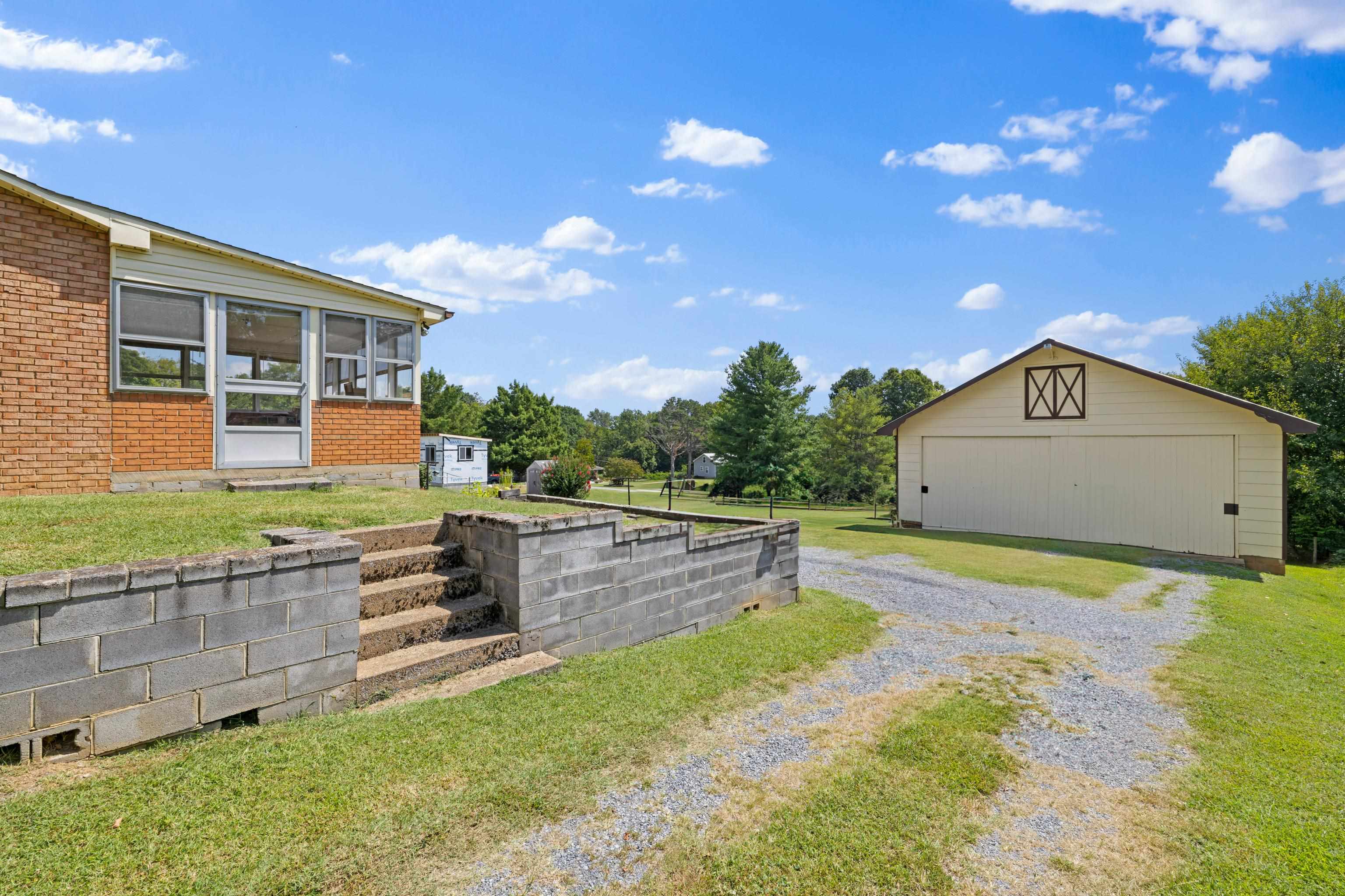 1096 COLD SPRING RD, STUARTS DRAFT, Virginia 24477, 3 Bedrooms Bedrooms, ,1 BathroomBathrooms,Residential,1096 COLD SPRING RD,681815 MLS # 681815 1096 COLD SPRING RD, STUARTS DRAFT, Virginia 24477, 3 Bedrooms Bedrooms, ,1 BathroomBathrooms,Residential,1096 COLD SPRING RD,681815 MLS # 681815